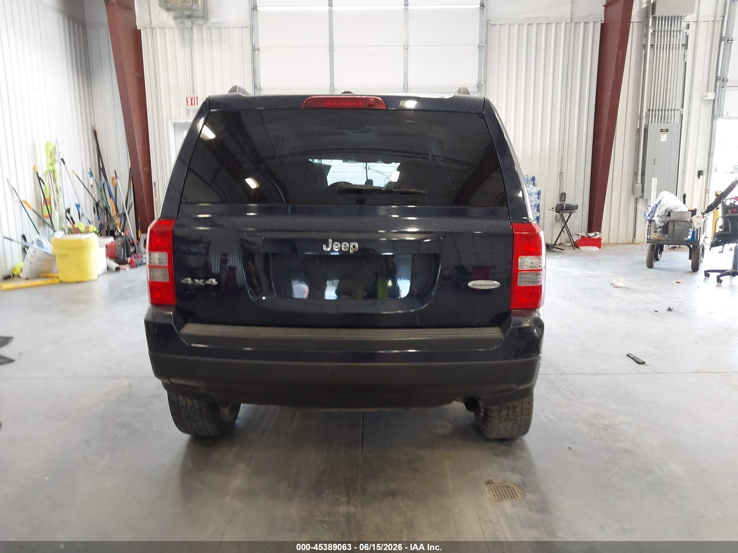 2015 Jeep Patriot Latitude Blue vin: 1C4NJRFB2FD154811