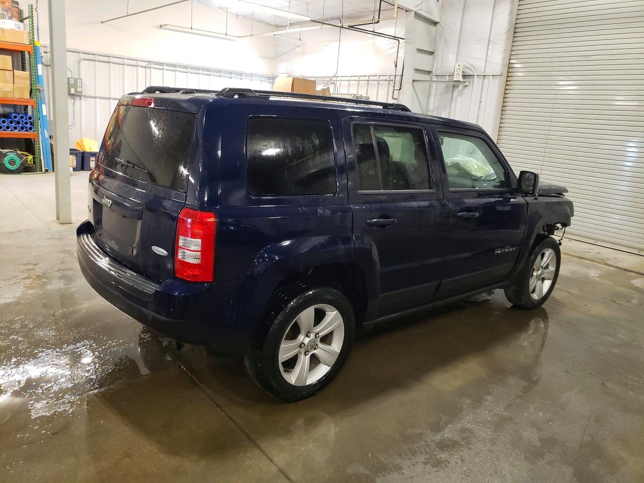 2015 Jeep Patriot Latitude Blue vin: 1C4NJRFB2FD215378