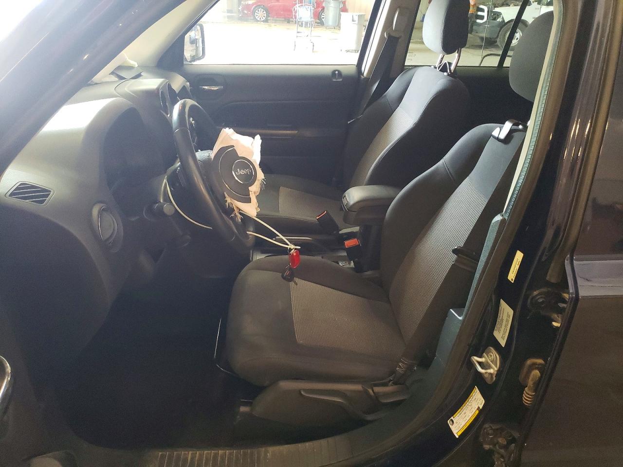 2015 Jeep Patriot Latitude Blue vin: 1C4NJRFB2FD215378