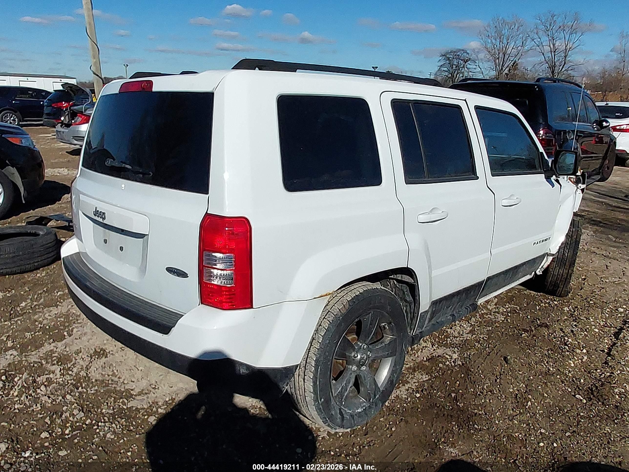 2015 Jeep Patriot High Altitude Edition Белый vin: 1C4NJRFB2FD217826
