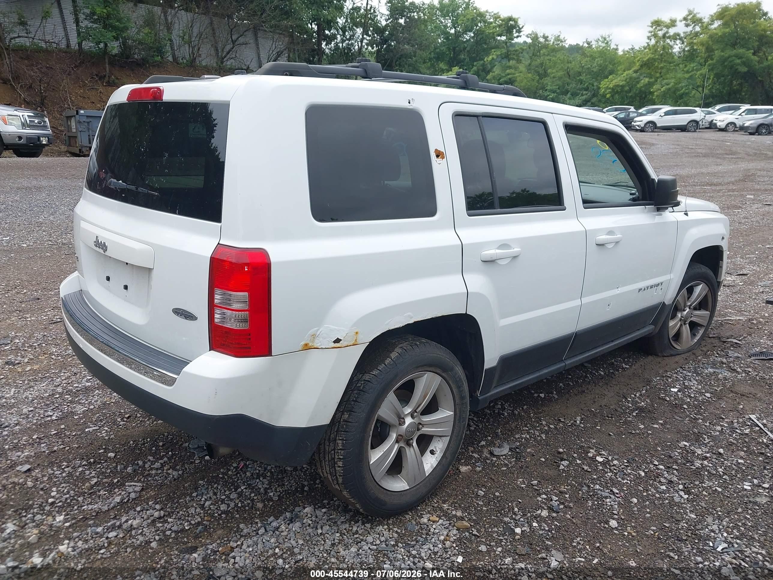 2015 Jeep Patriot High Altitude Edition White vin: 1C4NJRFB2FD370450