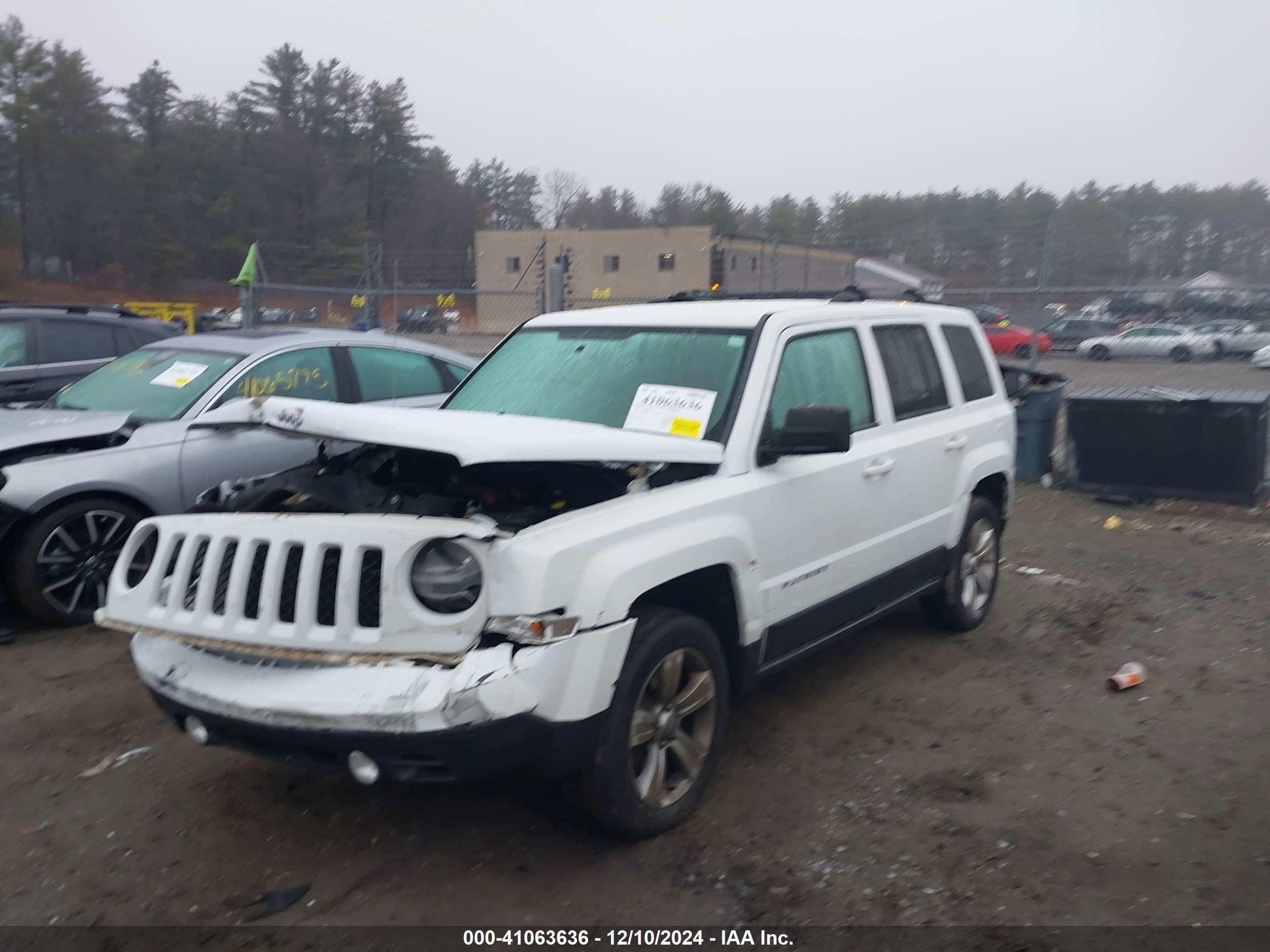 2015 Jeep Patriot Latitude Белый vin: 1C4NJRFB2FD385854