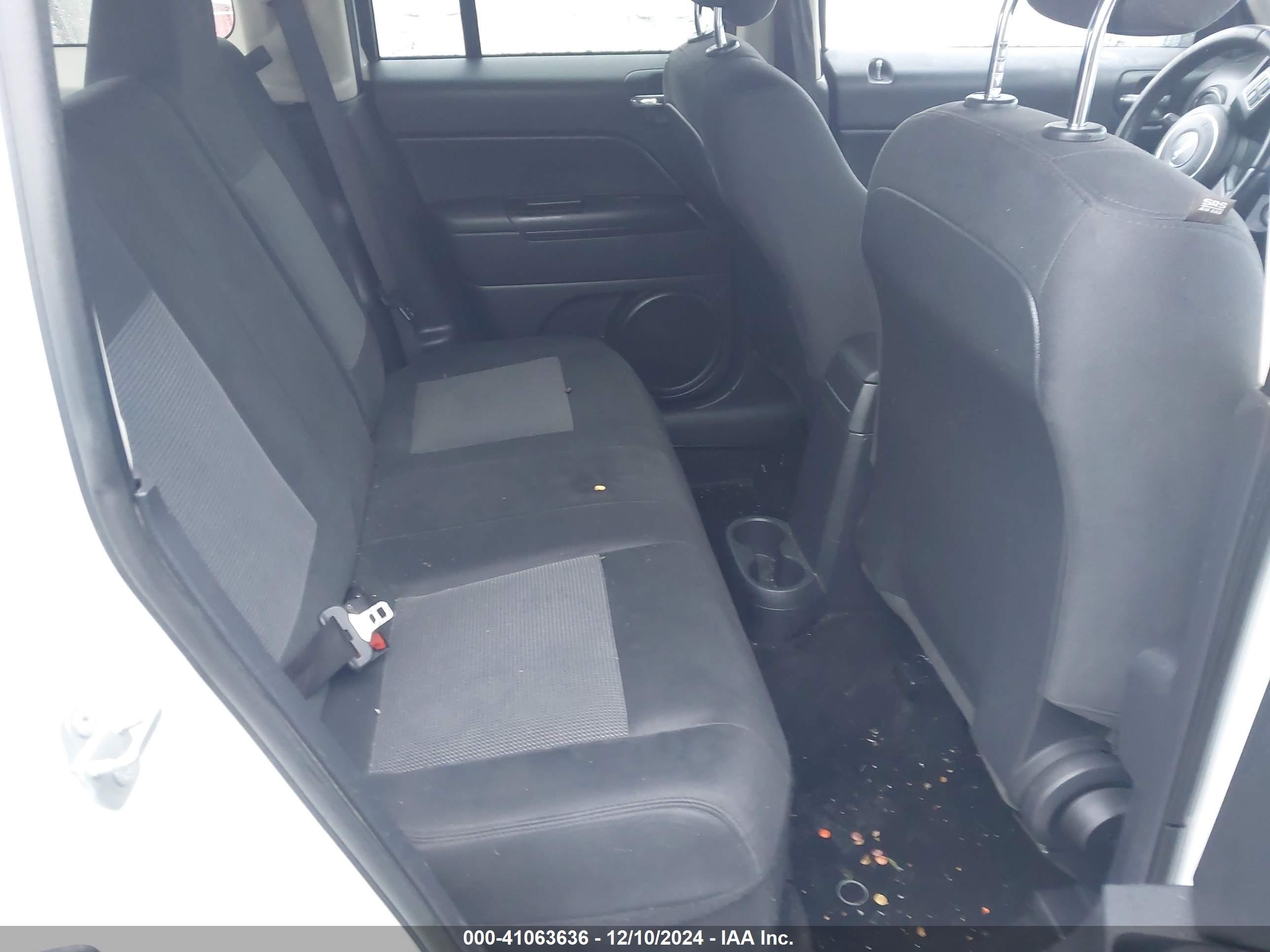 2015 Jeep Patriot Latitude Белый vin: 1C4NJRFB2FD385854