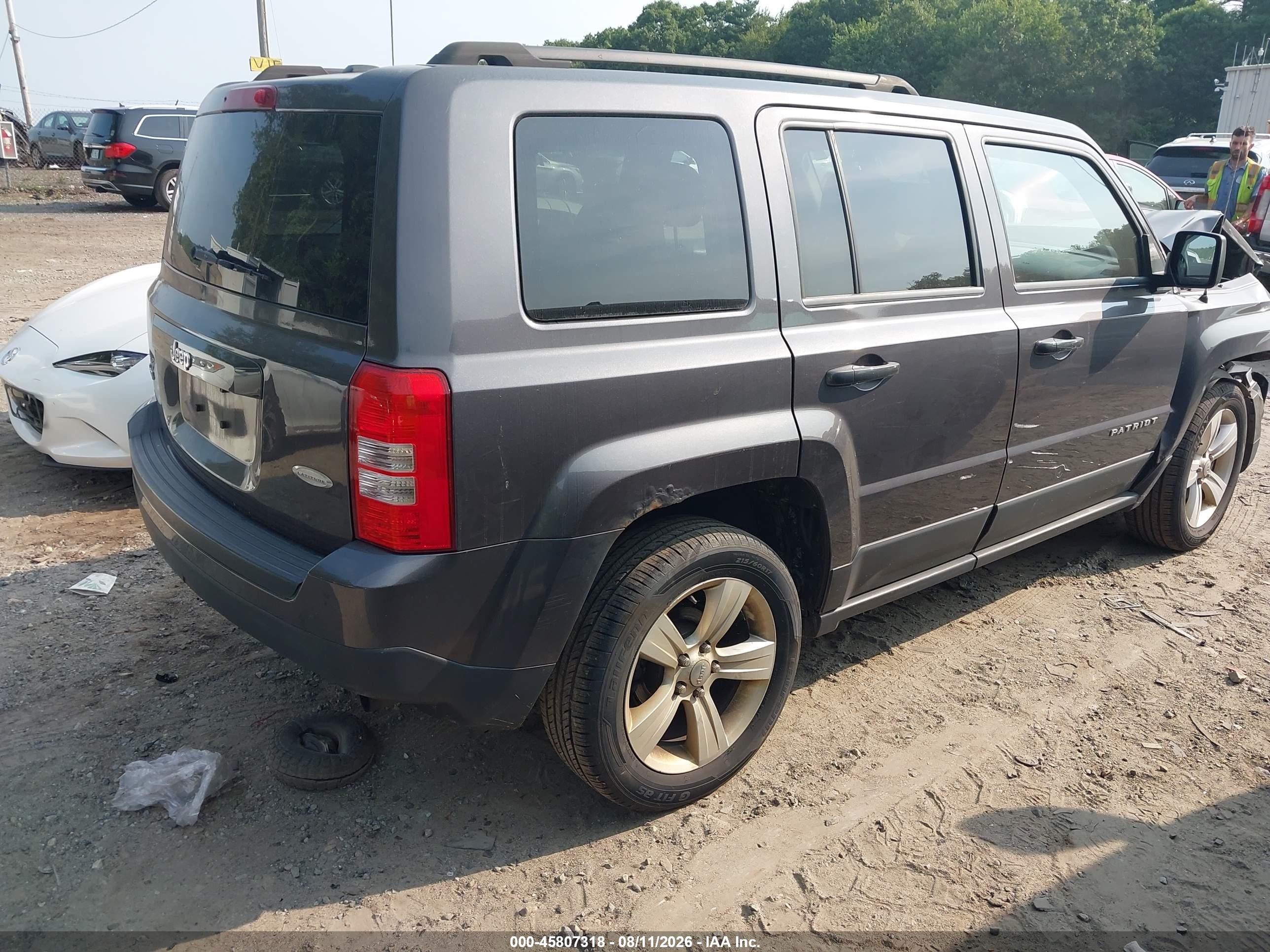 2015 Jeep Patriot Latitude Gray vin: 1C4NJRFB2FD417282