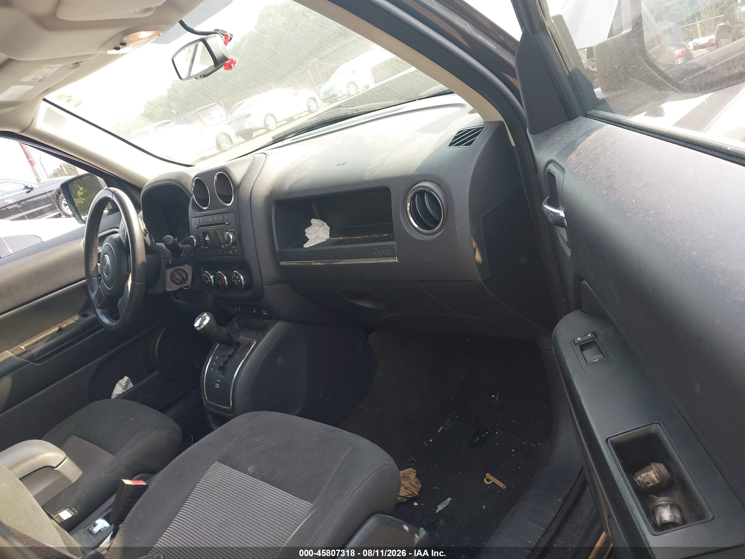 2015 Jeep Patriot Latitude Gray vin: 1C4NJRFB2FD417282