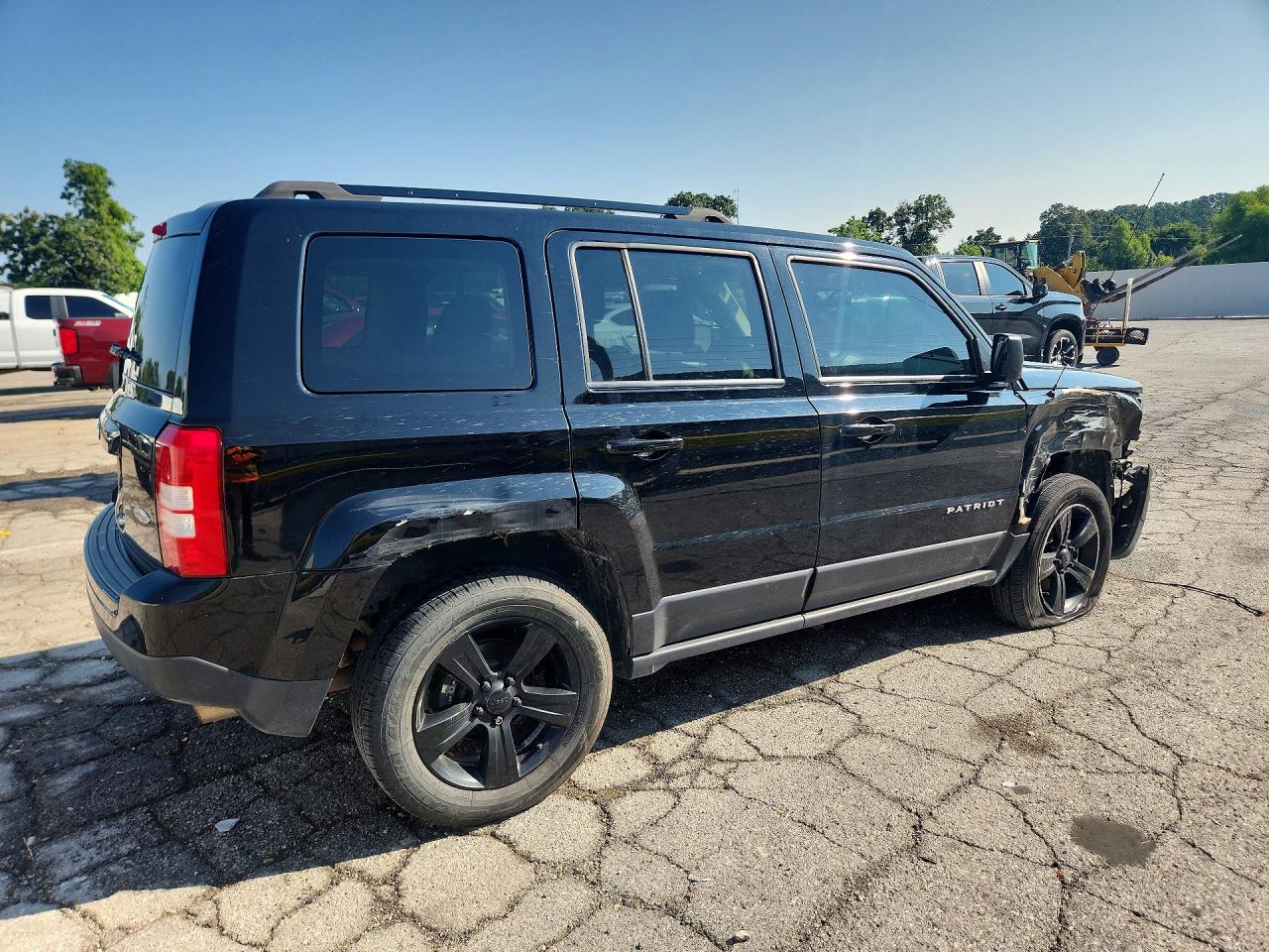 2016 Jeep Patriot Latitude Black vin: 1C4NJRFB2GD697108