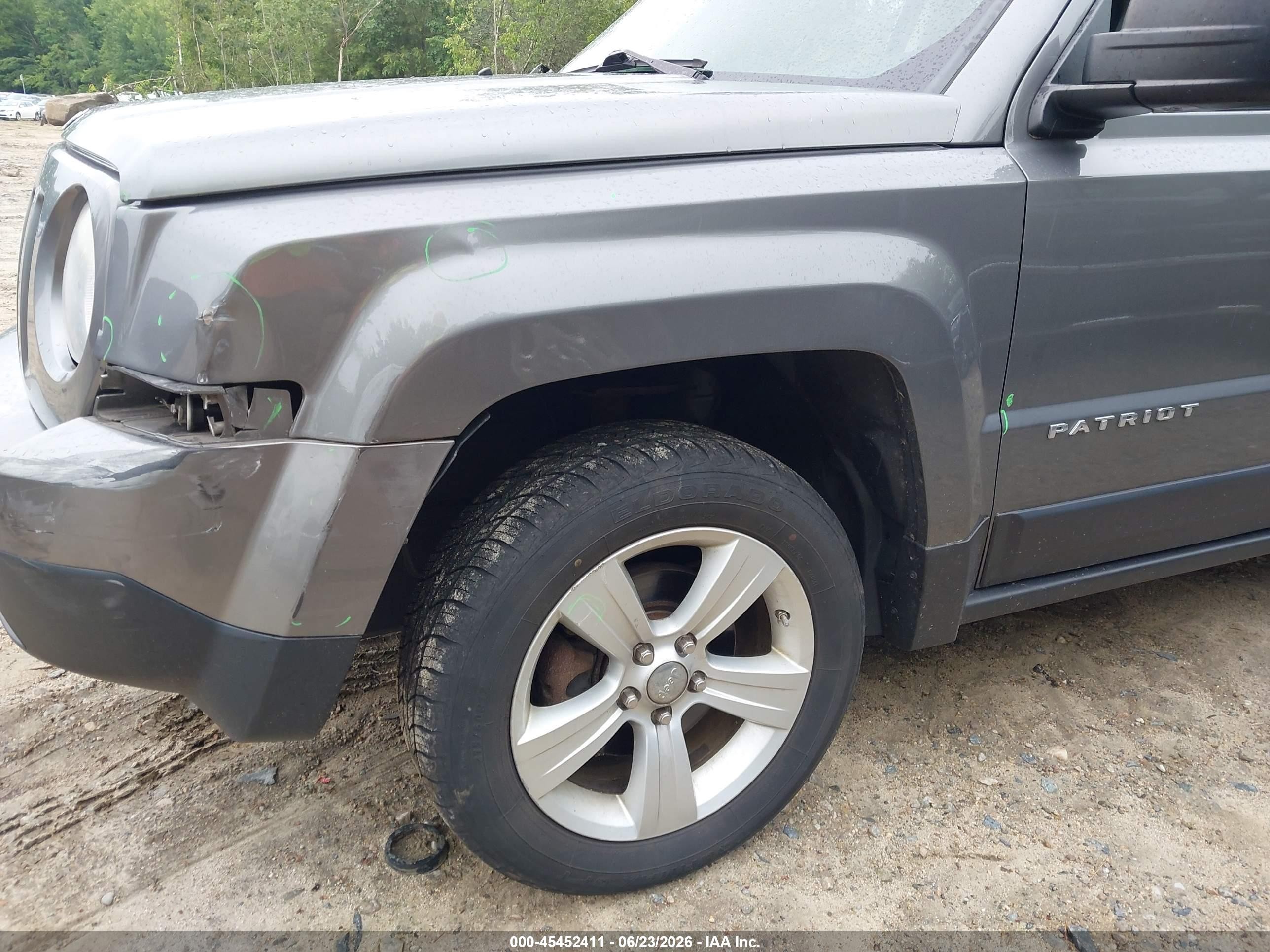 2012 Jeep Patriot Latitude Gray vin: 1C4NJRFB3CD616966