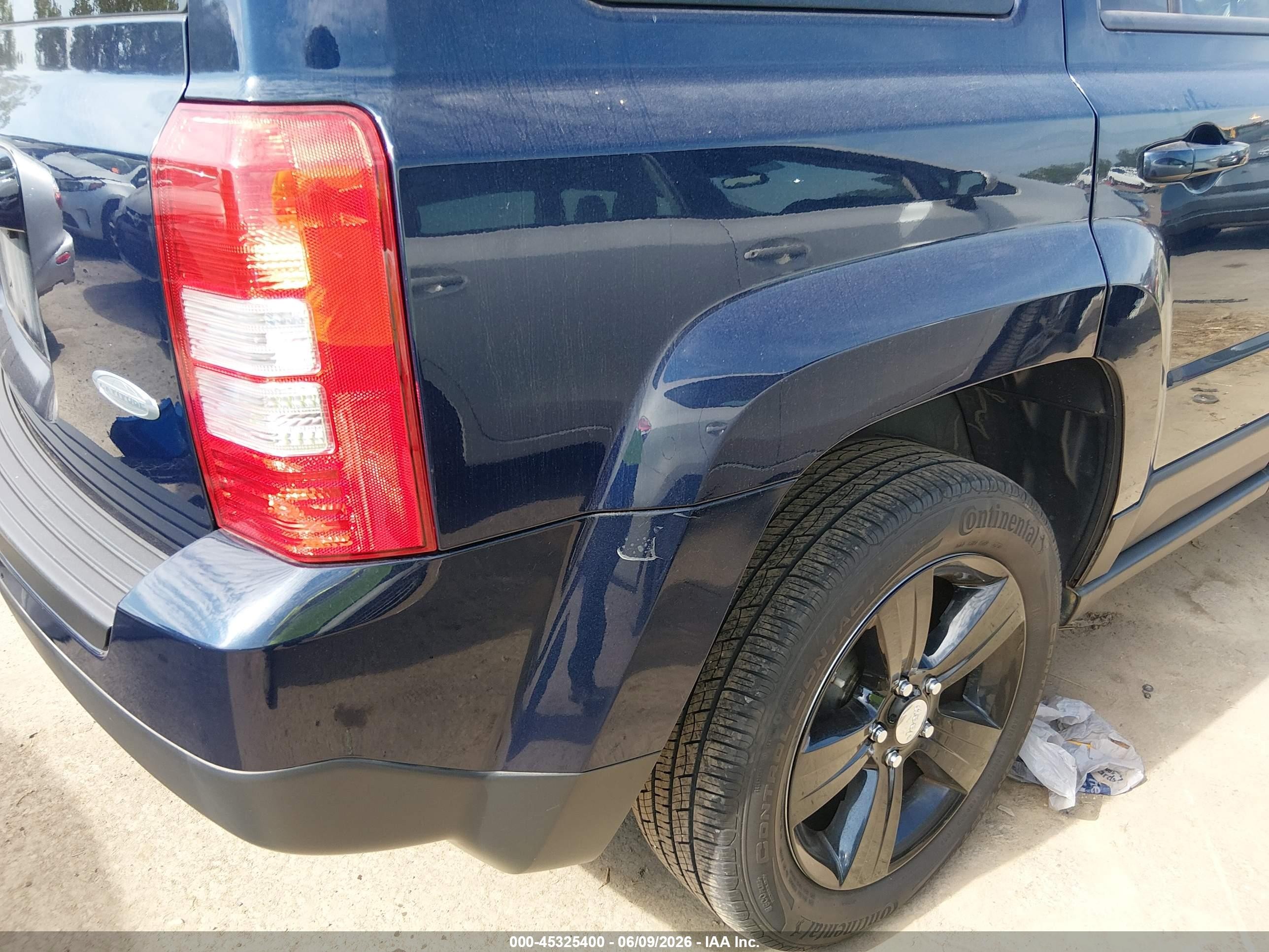 2012 Jeep Patriot Latitude Blue vin: 1C4NJRFB3CD624159