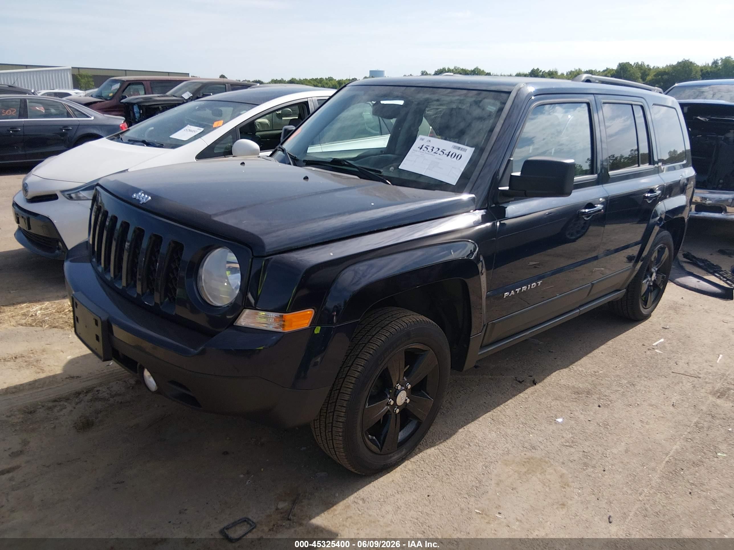 2012 Jeep Patriot Latitude Blue vin: 1C4NJRFB3CD624159
