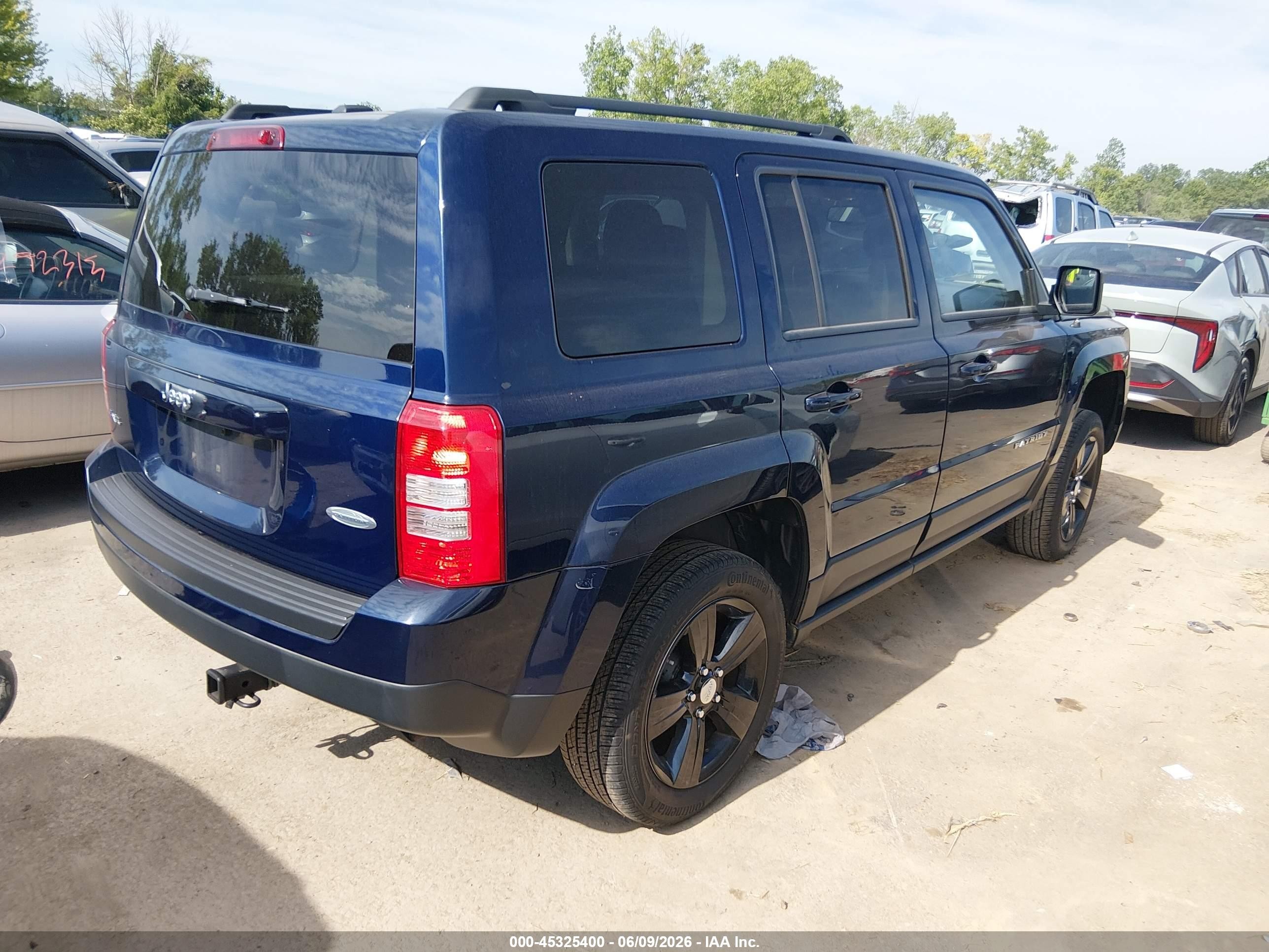 2012 Jeep Patriot Latitude Blue vin: 1C4NJRFB3CD624159