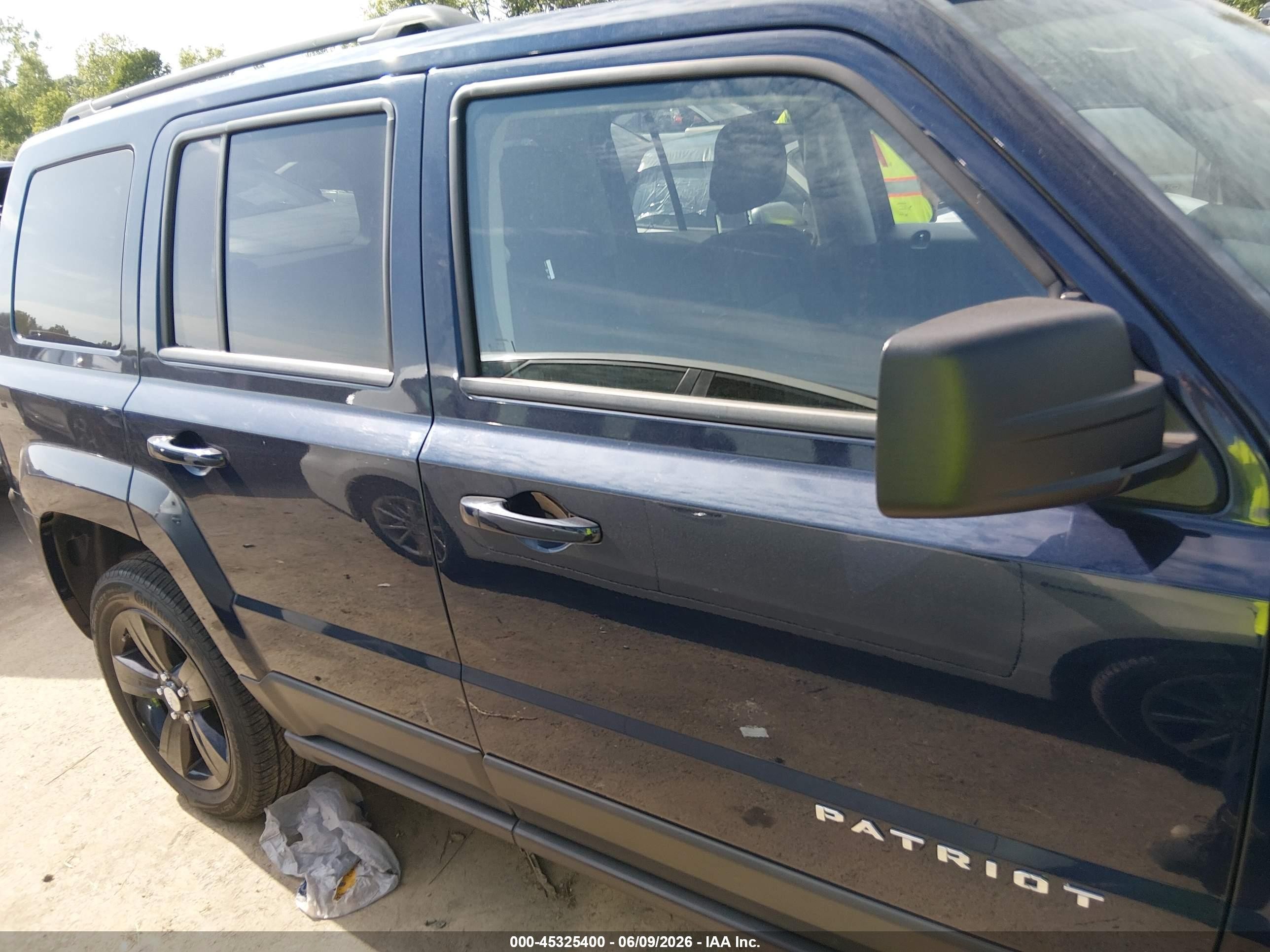 2012 Jeep Patriot Latitude Blue vin: 1C4NJRFB3CD624159