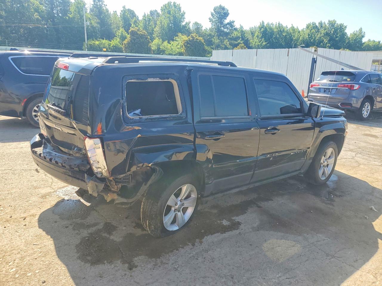 2012 Jeep Patriot Latitude Black vin: 1C4NJRFB3CD624789