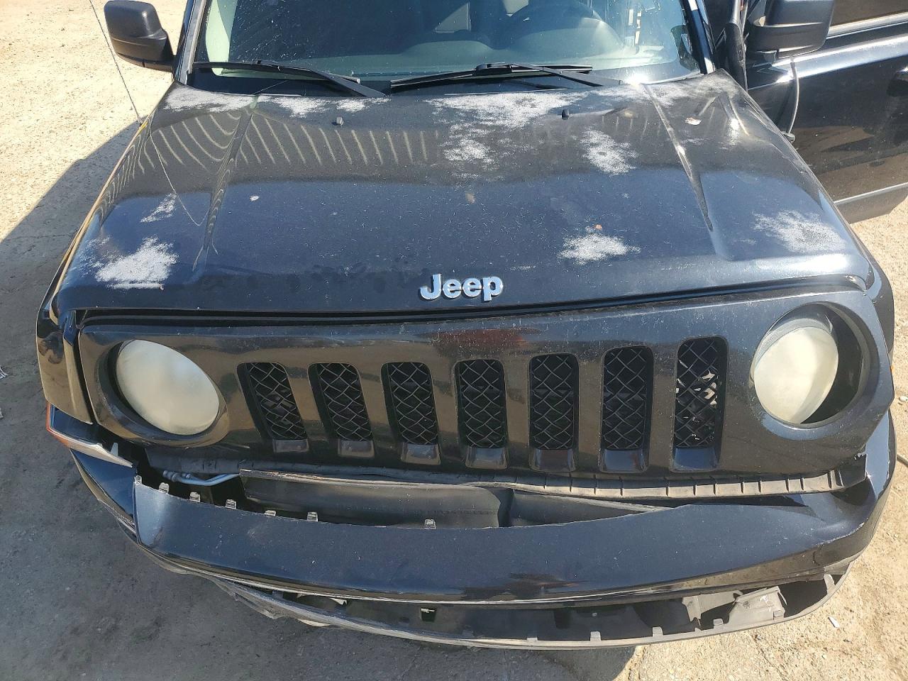 2012 Jeep Patriot Latitude Black vin: 1C4NJRFB3CD624789