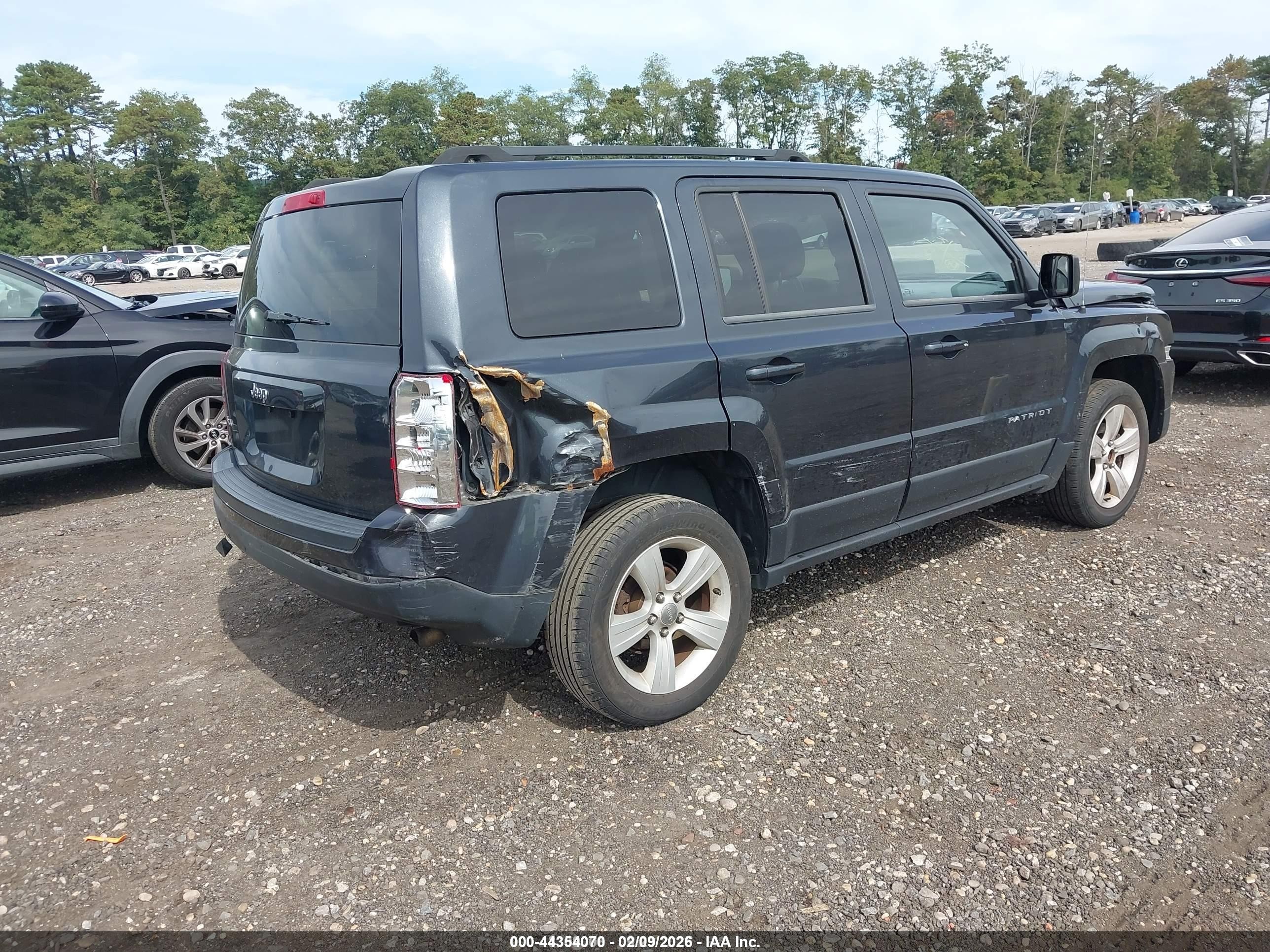 2014 Jeep Patriot Latitude Серый vin: 1C4NJRFB3ED546811
