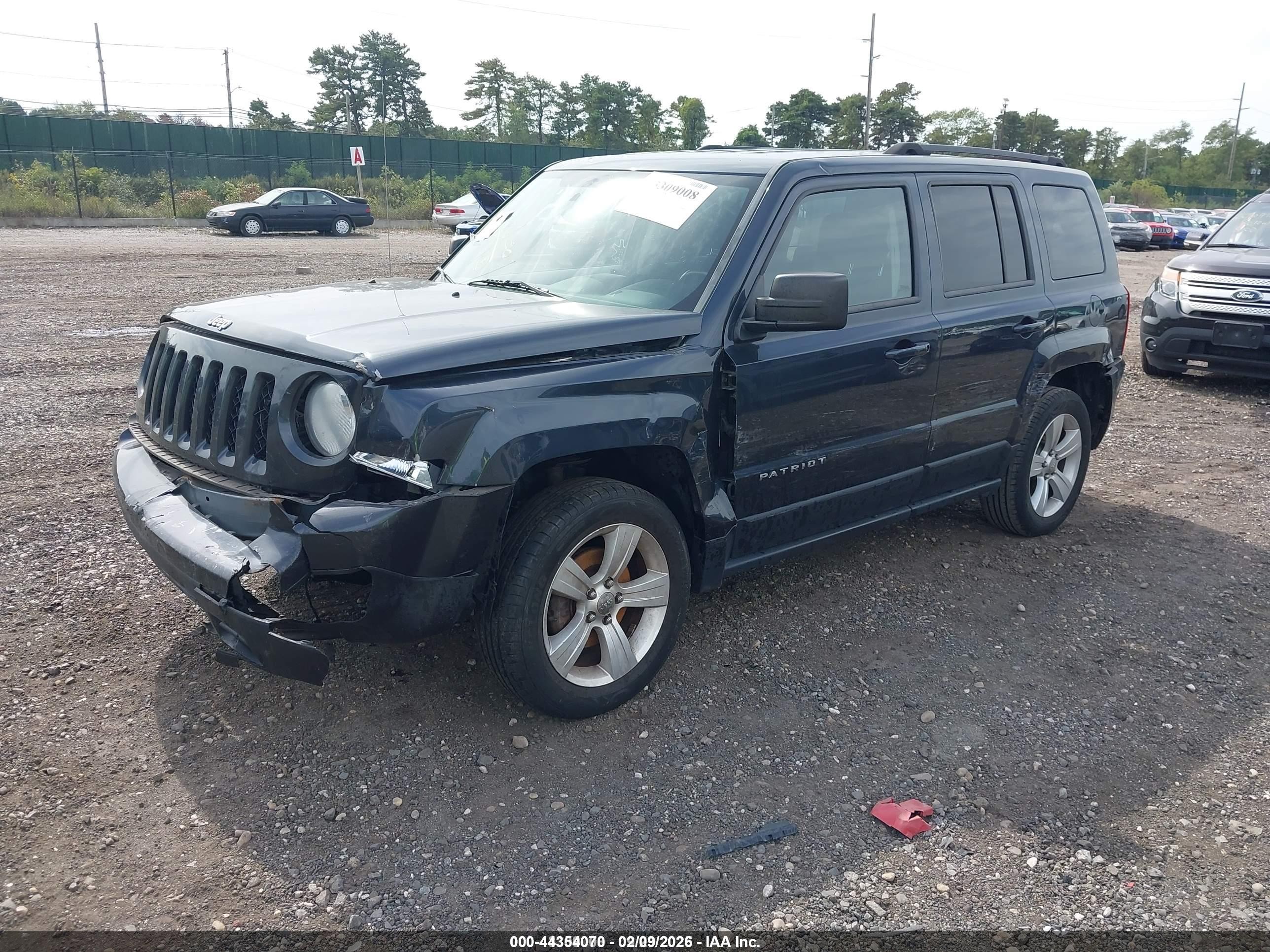 2014 Jeep Patriot Latitude Серый vin: 1C4NJRFB3ED546811