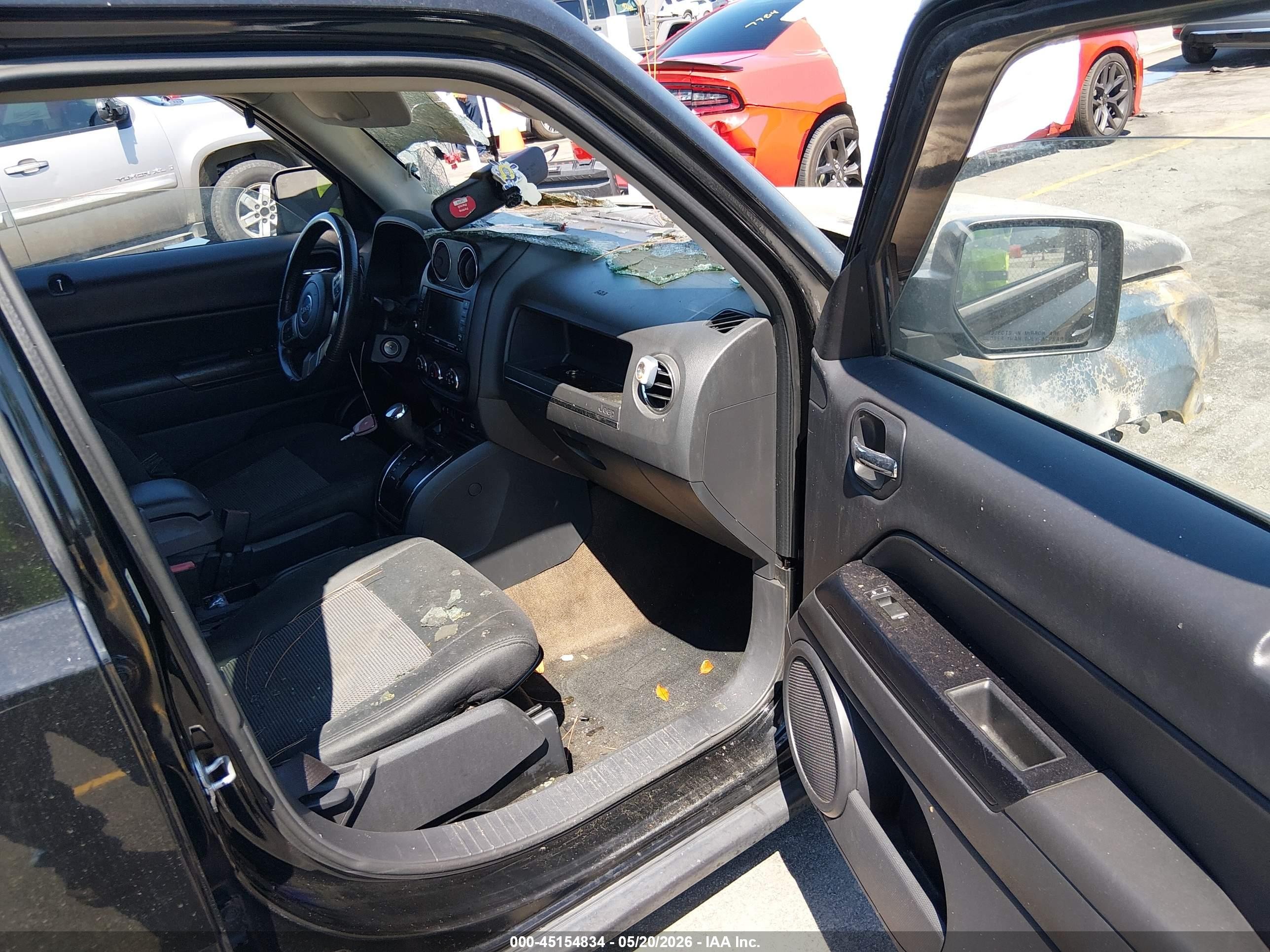 2014 Jeep Patriot Latitude Black vin: 1C4NJRFB3ED568243