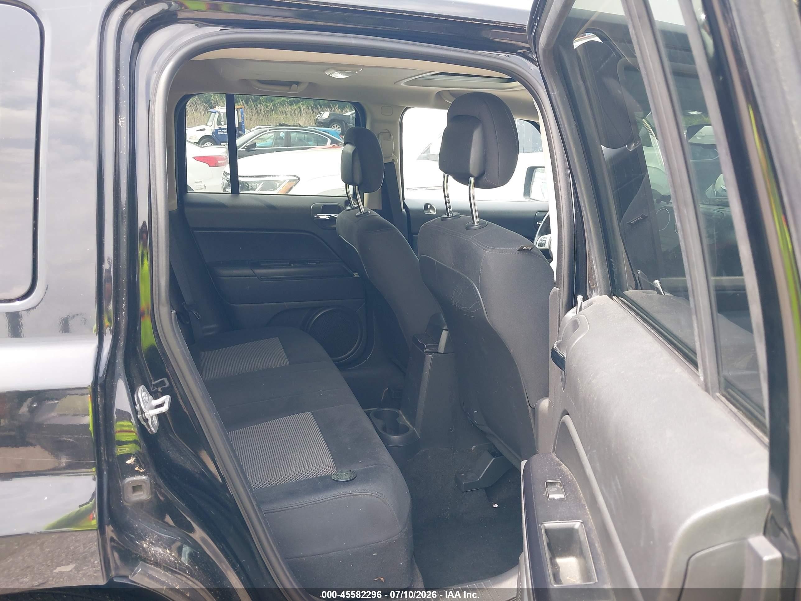 2014 Jeep Patriot Latitude Black vin: 1C4NJRFB3ED817401