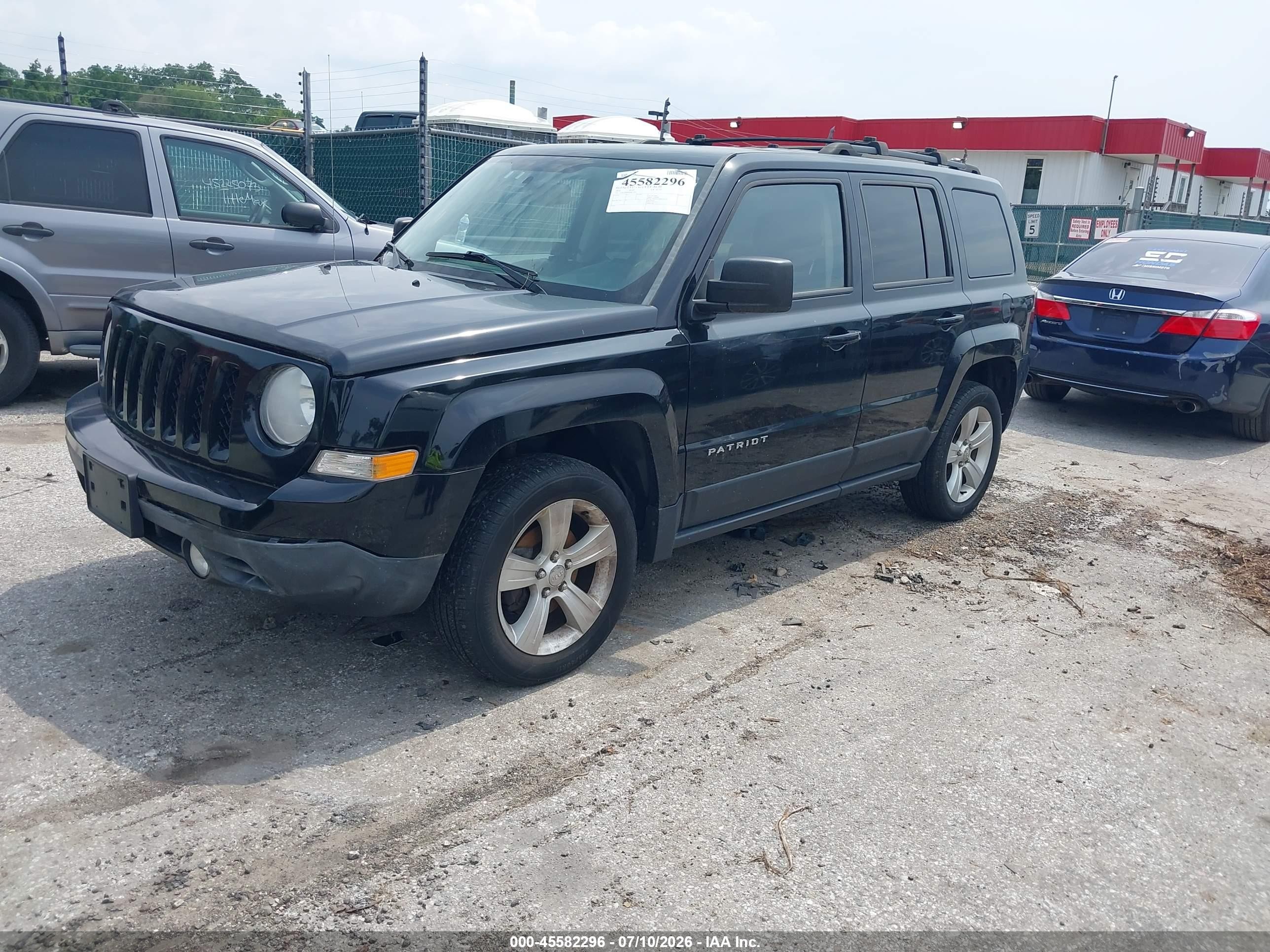 2014 Jeep Patriot Latitude Black vin: 1C4NJRFB3ED817401
