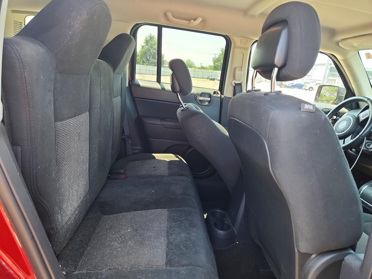 2014 Jeep Patriot Latitude Red vin: 1C4NJRFB3ED847076