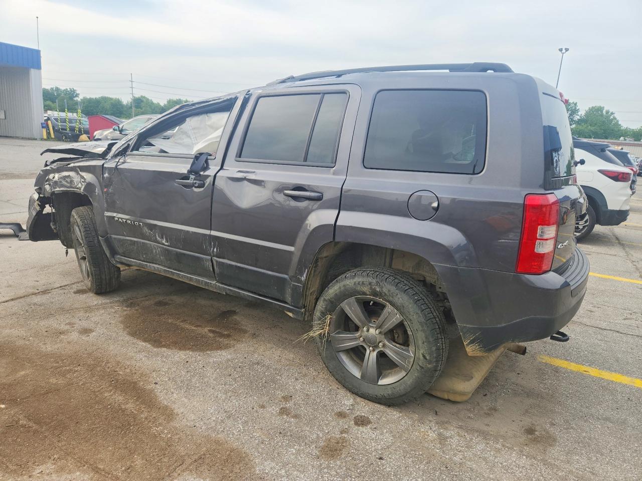 2014 Jeep Patriot Latitude Gray vin: 1C4NJRFB3ED858689