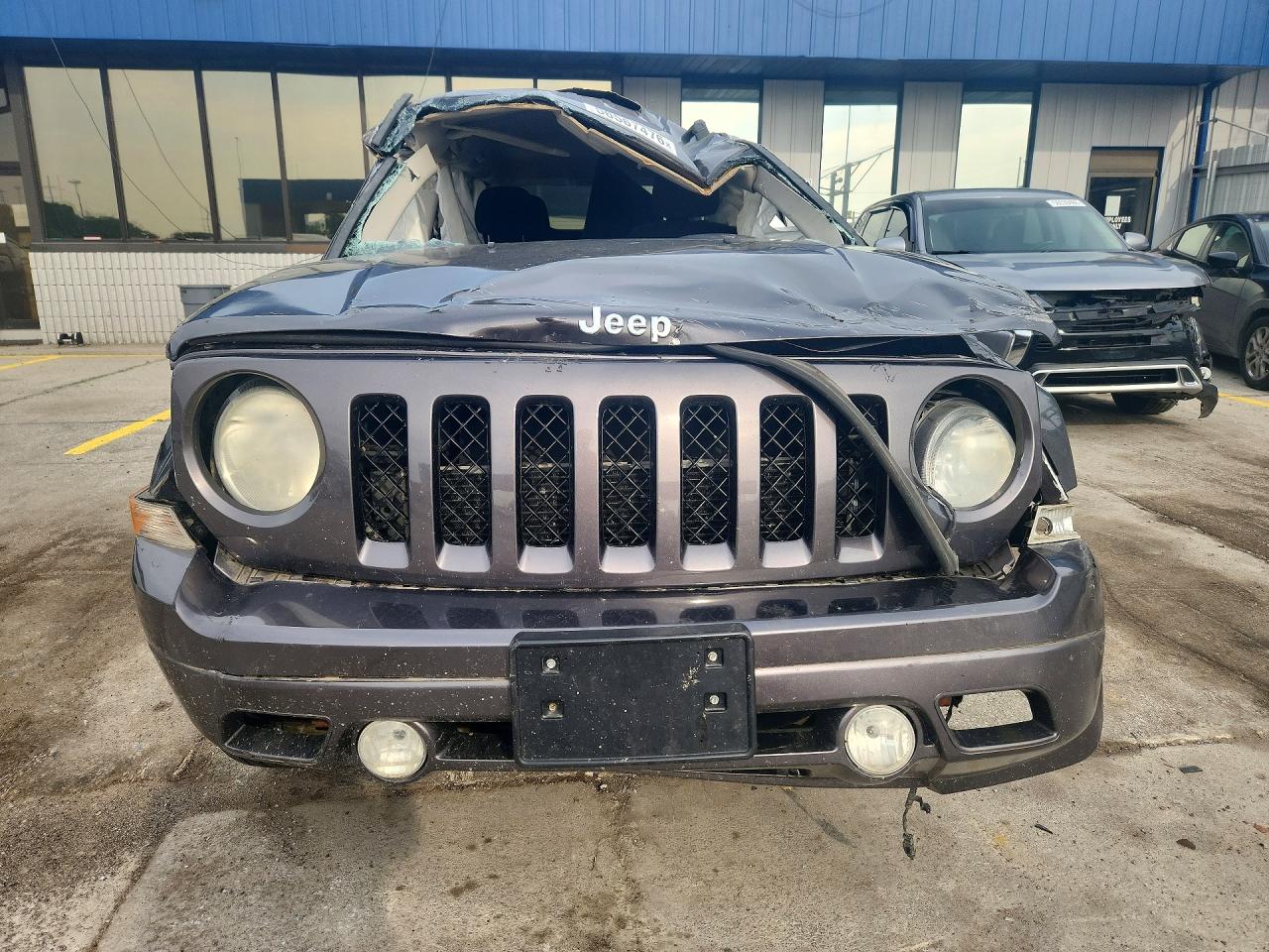 2014 Jeep Patriot Latitude Gray vin: 1C4NJRFB3ED858689