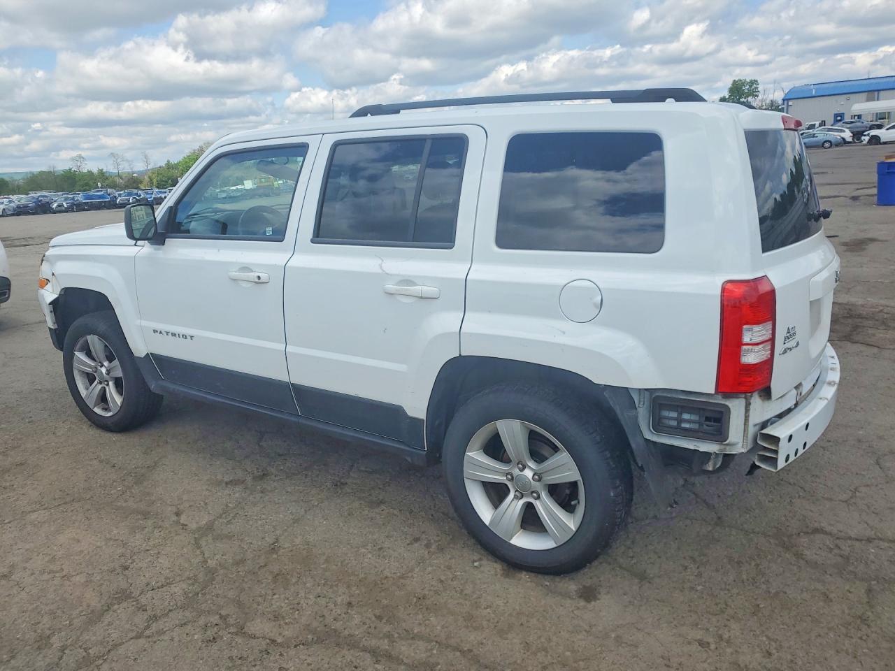 2015 Jeep Patriot Latitude Белый vin: 1C4NJRFB3FD244291