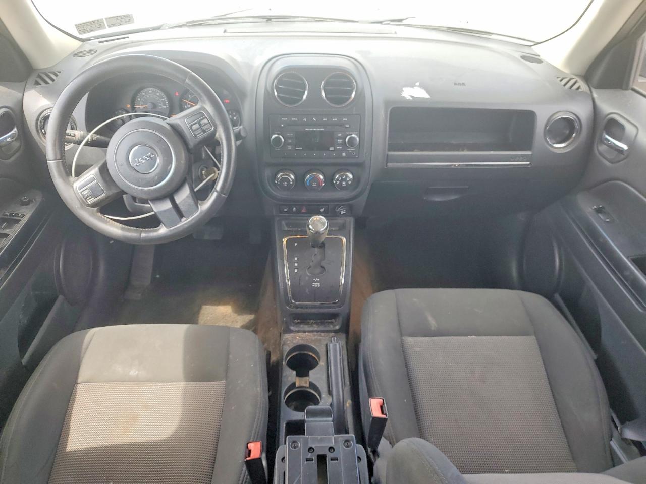 2015 Jeep Patriot Latitude Белый vin: 1C4NJRFB3FD244291