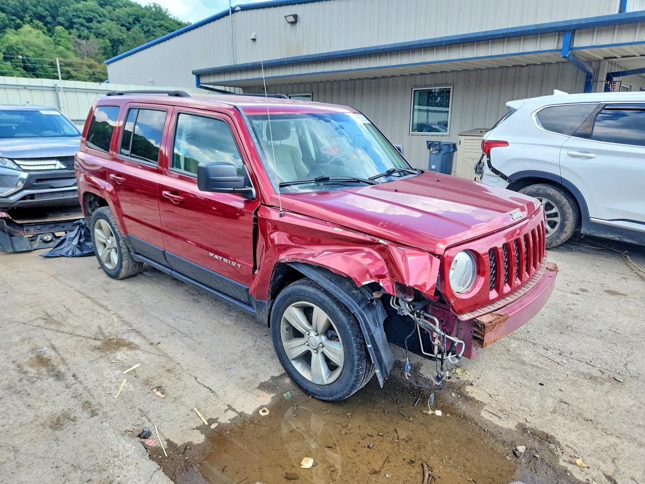 2012 Jeep Patriot Latitude Burgundy vin: 1C4NJRFB4CD525074