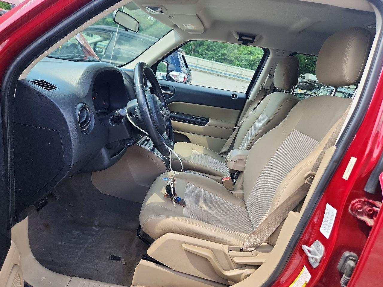 2012 Jeep Patriot Latitude Burgundy vin: 1C4NJRFB4CD525074