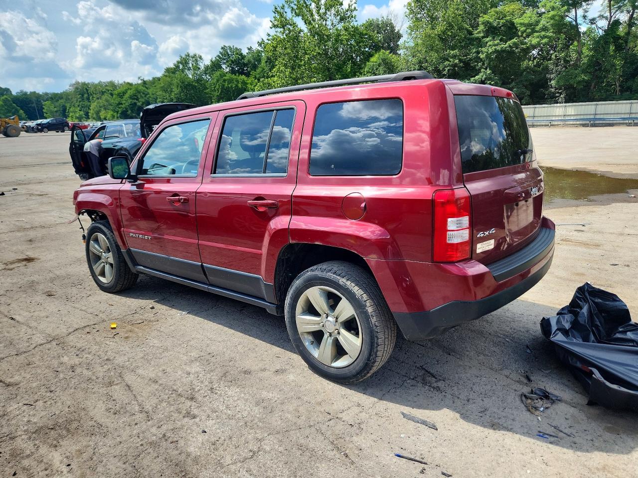 2012 Jeep Patriot Latitude Burgundy vin: 1C4NJRFB4CD525074