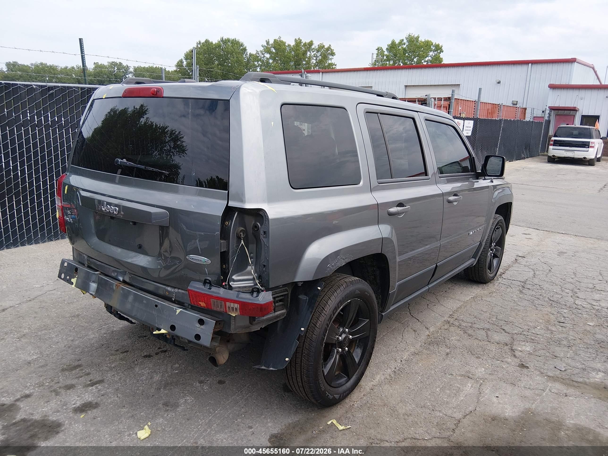 2013 Jeep Patriot Latitude Gray vin: 1C4NJRFB4DD165550