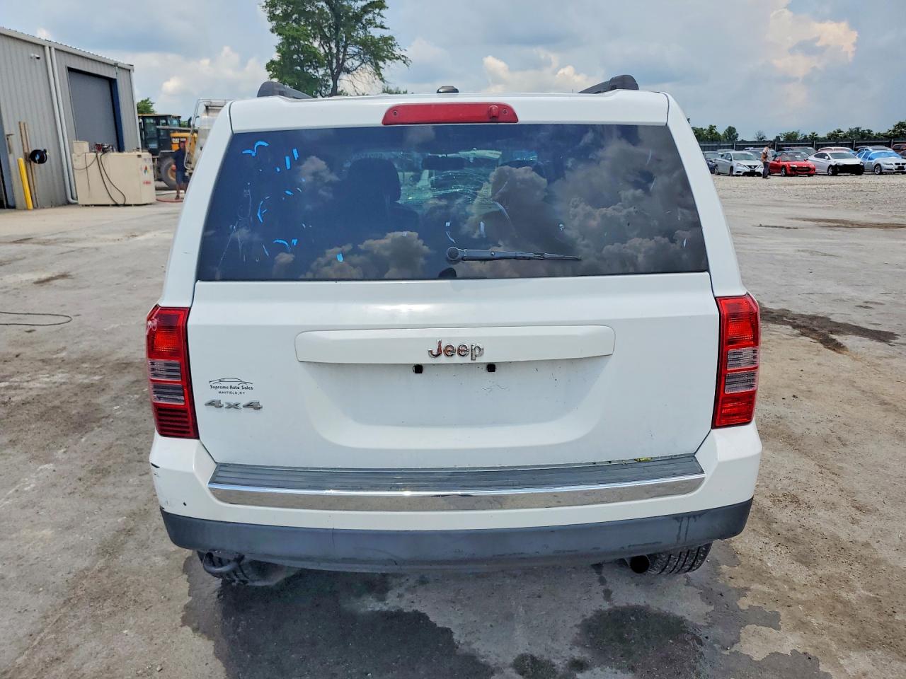 2014 Jeep Patriot Latitude Белый vin: 1C4NJRFB4ED670845