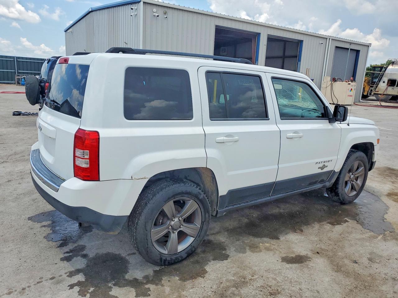 2014 Jeep Patriot Latitude Белый vin: 1C4NJRFB4ED670845