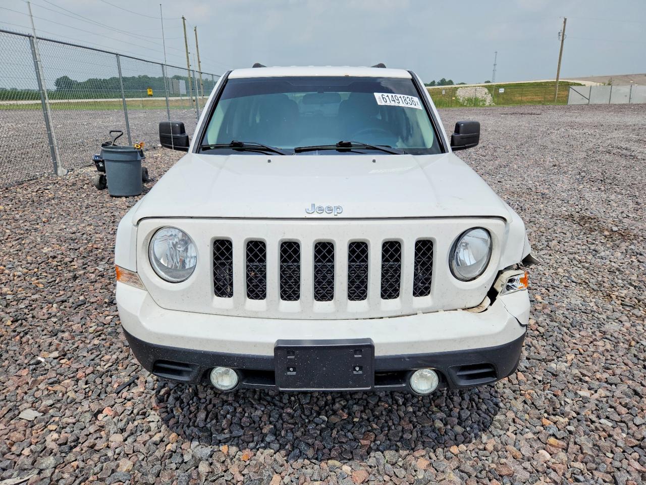 2014 Jeep Patriot Latitude White vin: 1C4NJRFB4ED810344