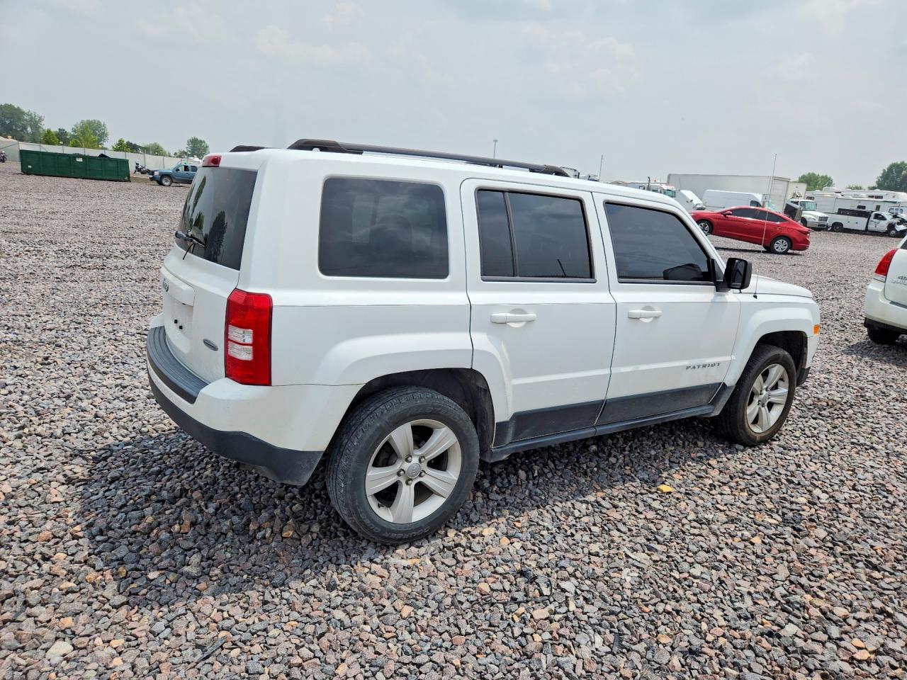 2014 Jeep Patriot Latitude White vin: 1C4NJRFB4ED810344