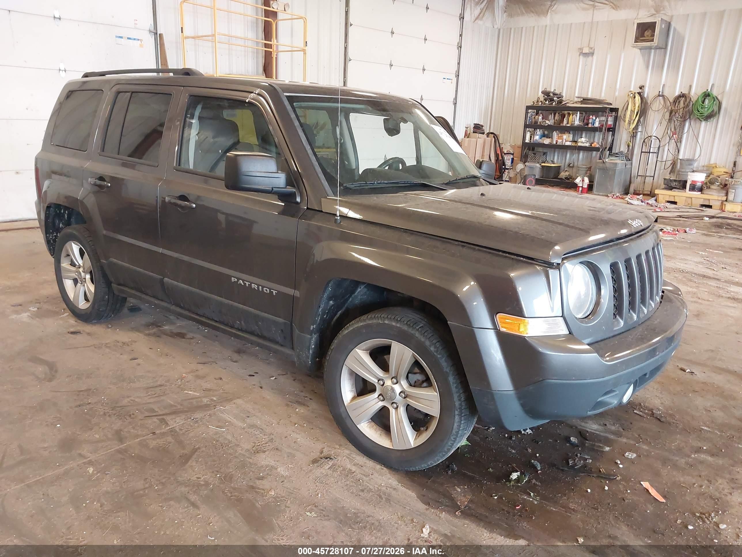 2015 Jeep Patriot Latitude Серый vin: 1C4NJRFB4FD184070