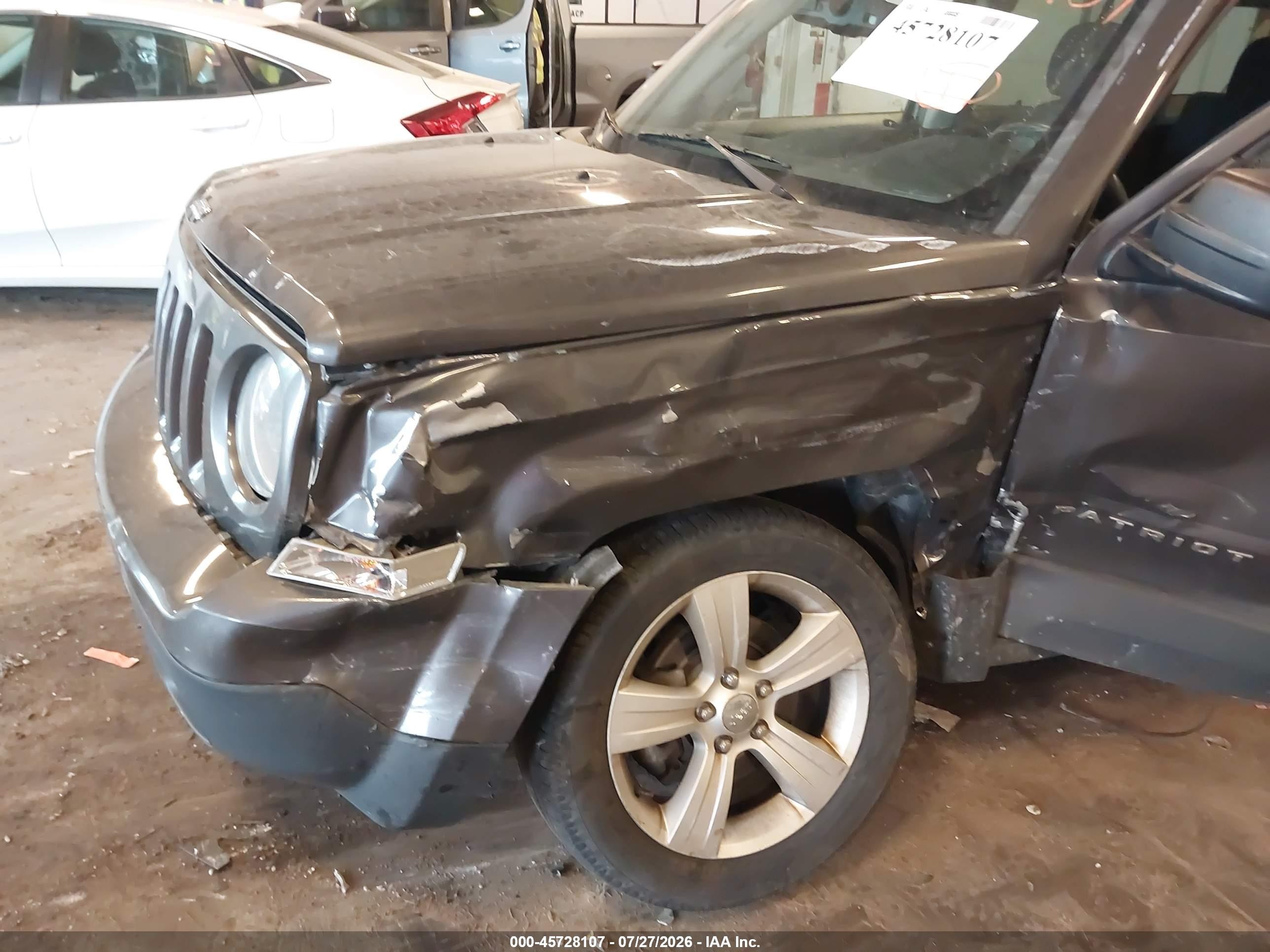 2015 Jeep Patriot Latitude Gray vin: 1C4NJRFB4FD184070