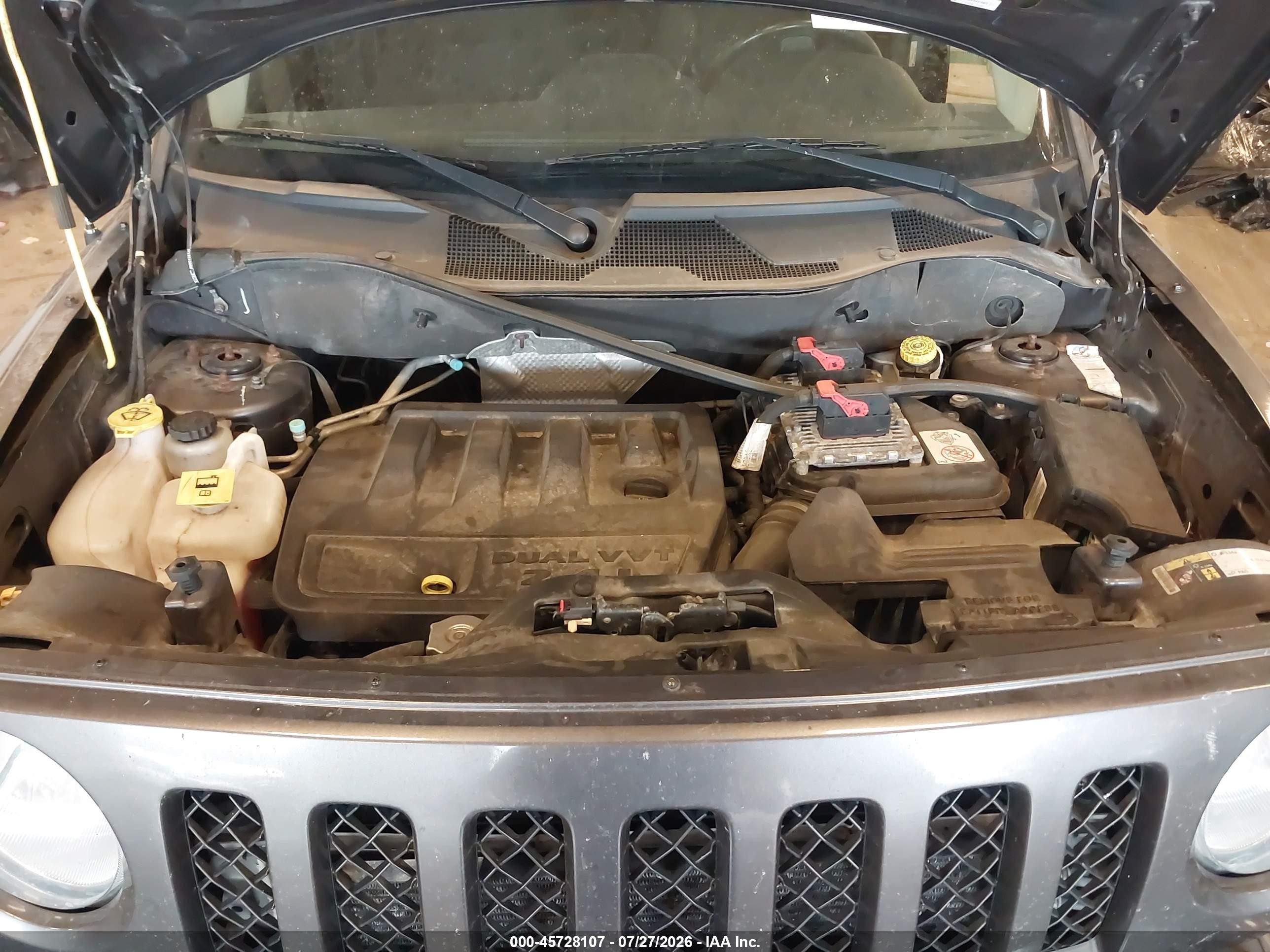 2015 Jeep Patriot Latitude Gray vin: 1C4NJRFB4FD184070