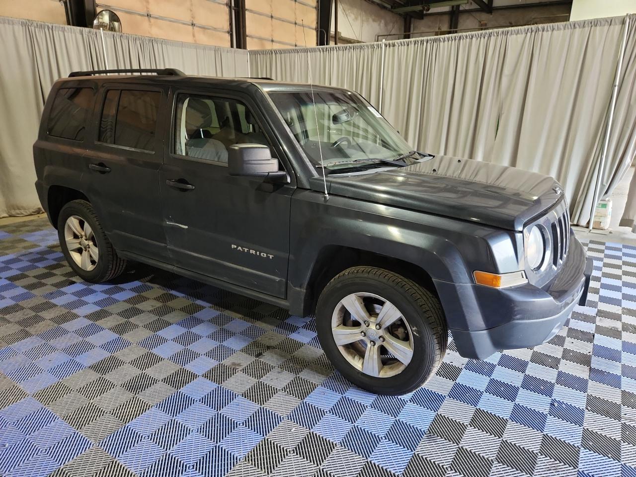 2015 Jeep Patriot Latitude Charcoal vin: 1C4NJRFB4FD376217 Damage: Right Front Door, Multiple Scratches Heavy, 3