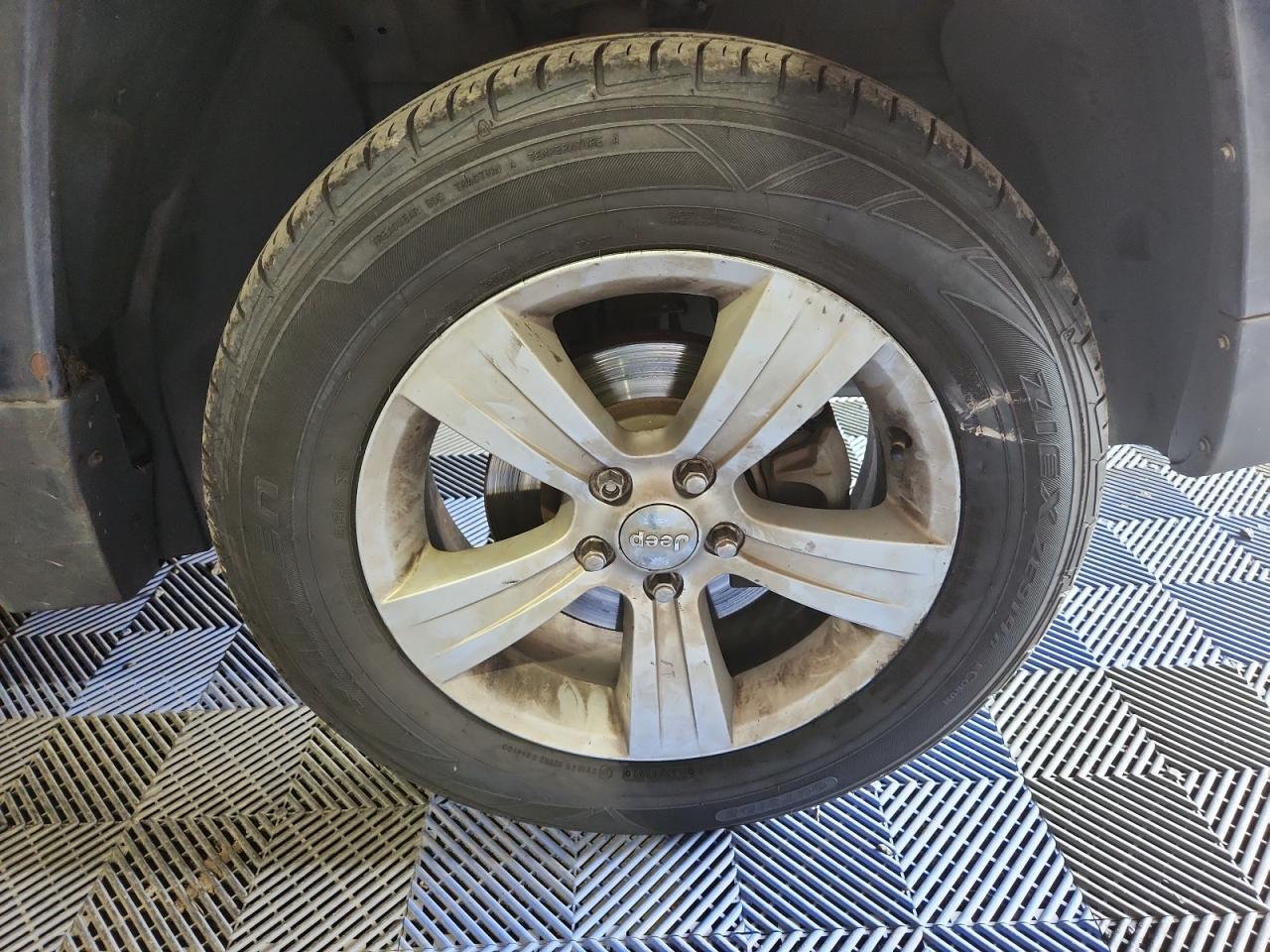 2015 Jeep Patriot Latitude Charcoal vin: 1C4NJRFB4FD376217 Damage: Right Front Wheel, Curb Rash, 4 To 5 Inches