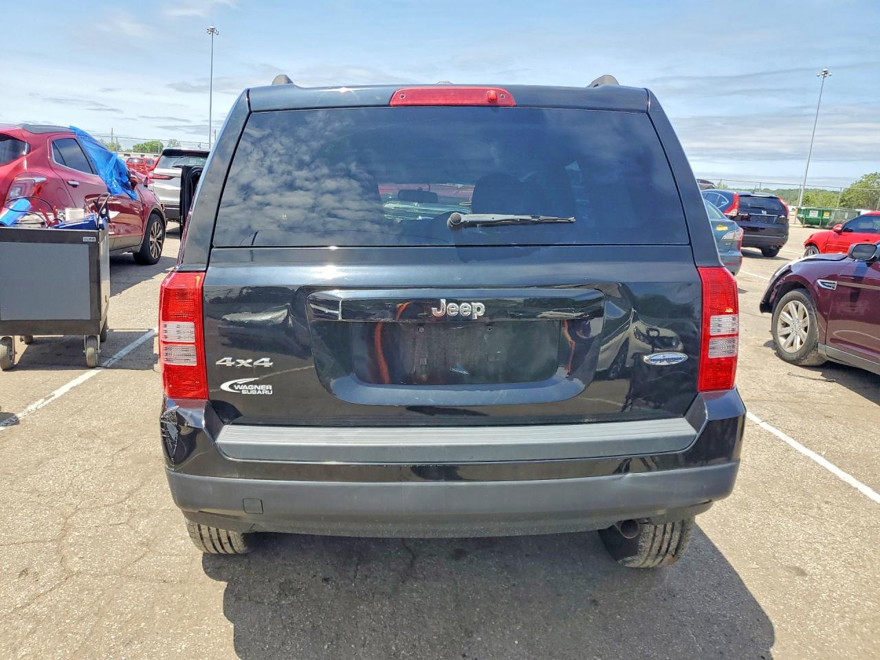 2015 Jeep Patriot Latitude Черный vin: 1C4NJRFB4FD439767