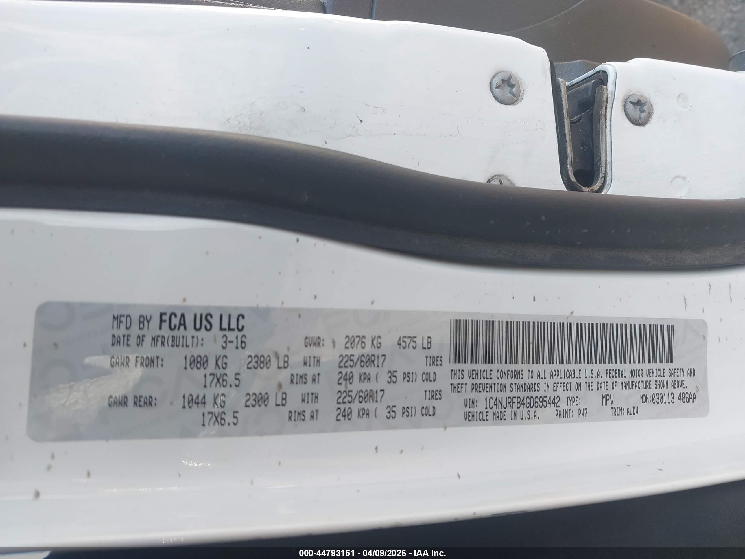 2016 Jeep Patriot High Altitude Edition White vin: 1C4NJRFB4GD695442