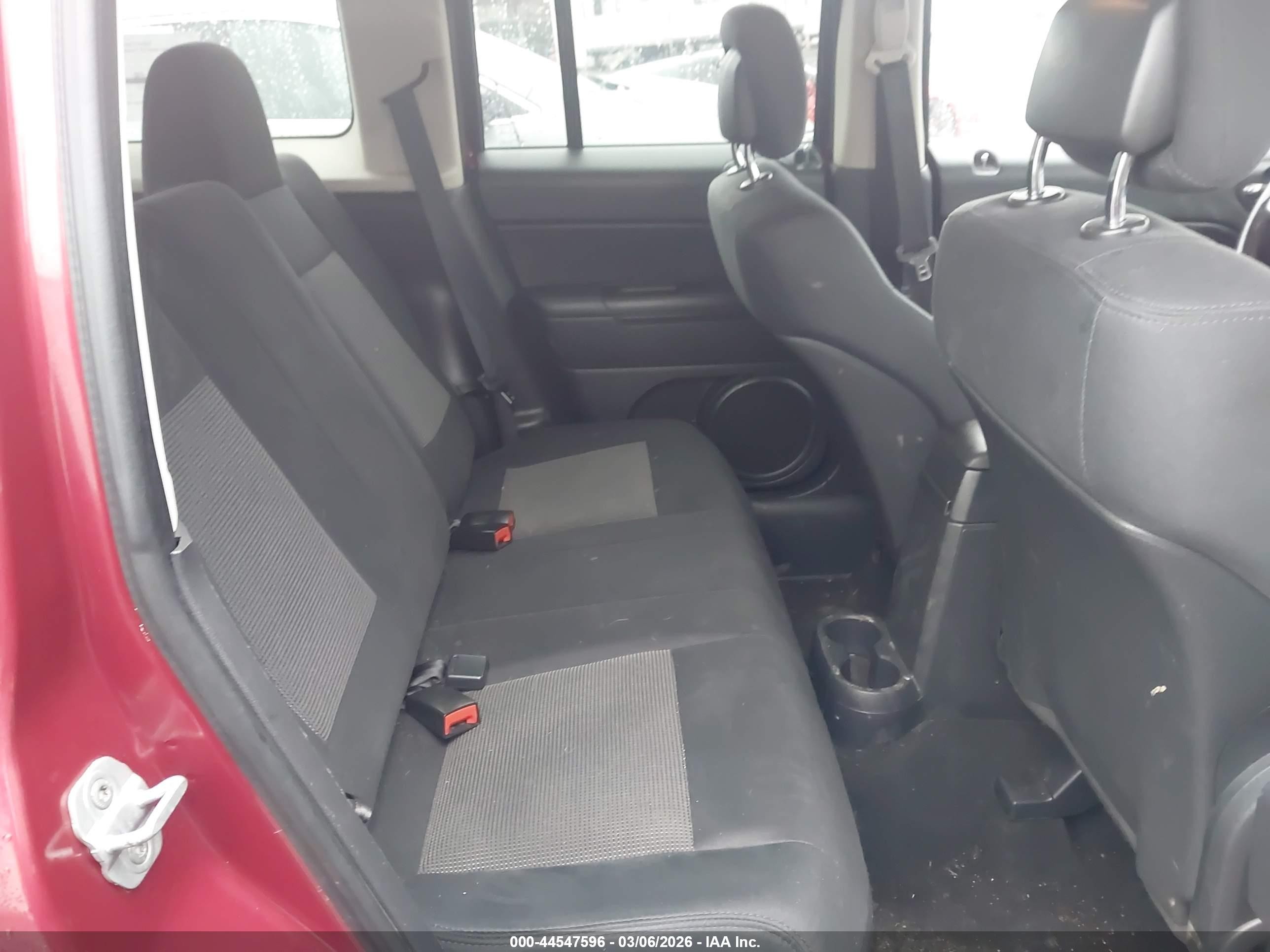 2012 Jeep Patriot Latitude Burgundy vin: 1C4NJRFB5CD600056