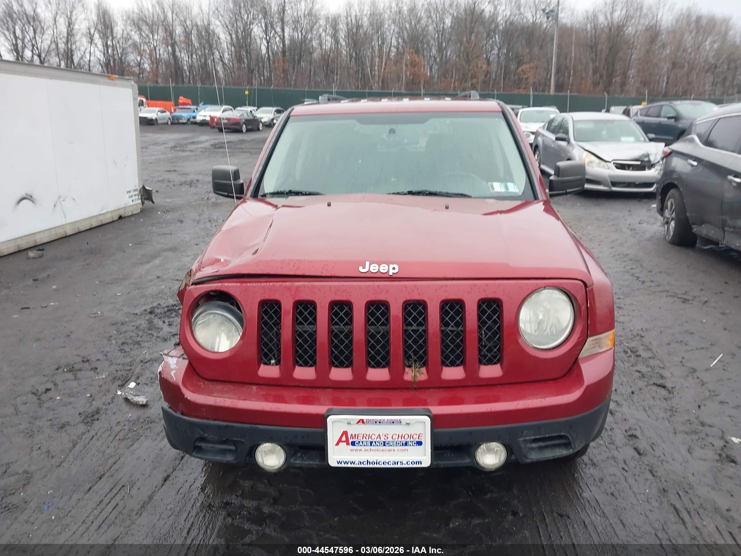 2012 Jeep Patriot Latitude Burgundy vin: 1C4NJRFB5CD600056