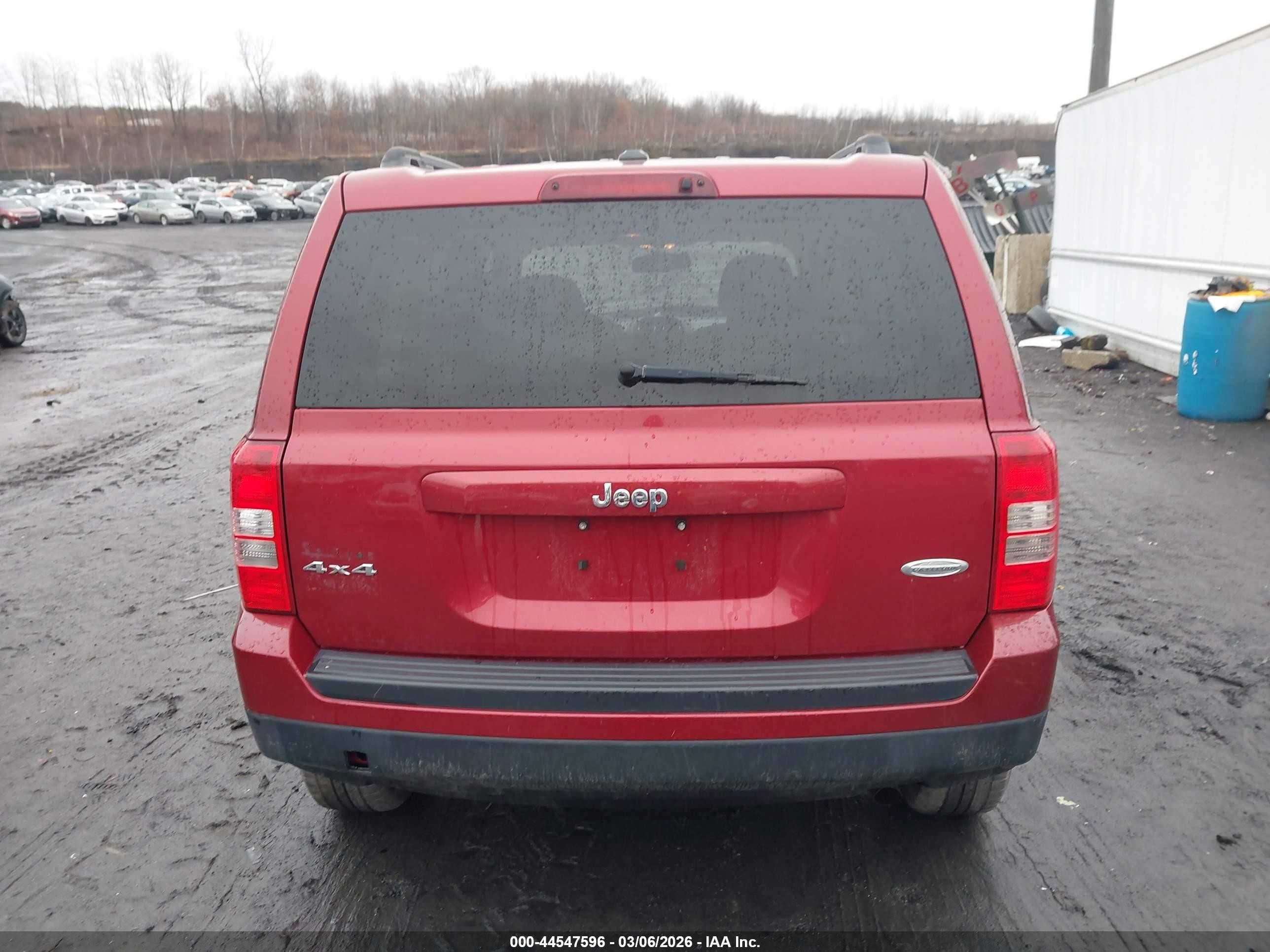 2012 Jeep Patriot Latitude Burgundy vin: 1C4NJRFB5CD600056