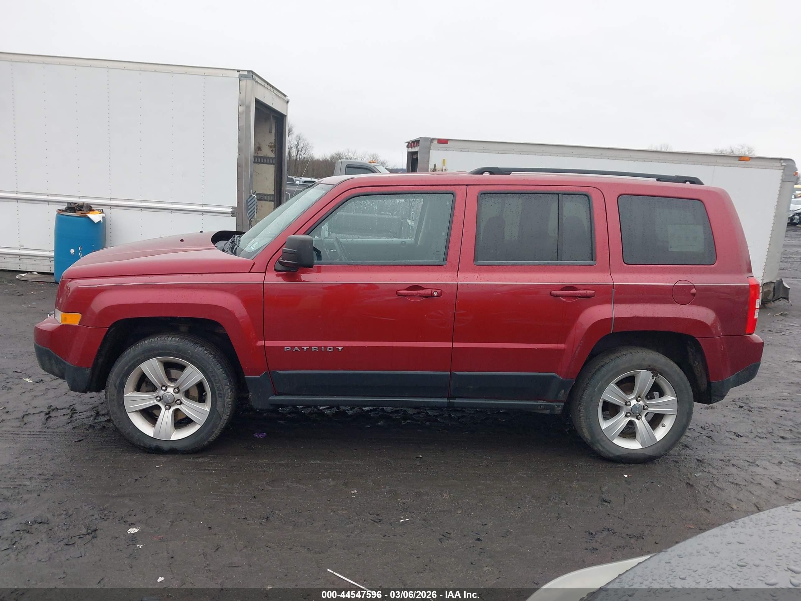 2012 Jeep Patriot Latitude Burgundy vin: 1C4NJRFB5CD600056