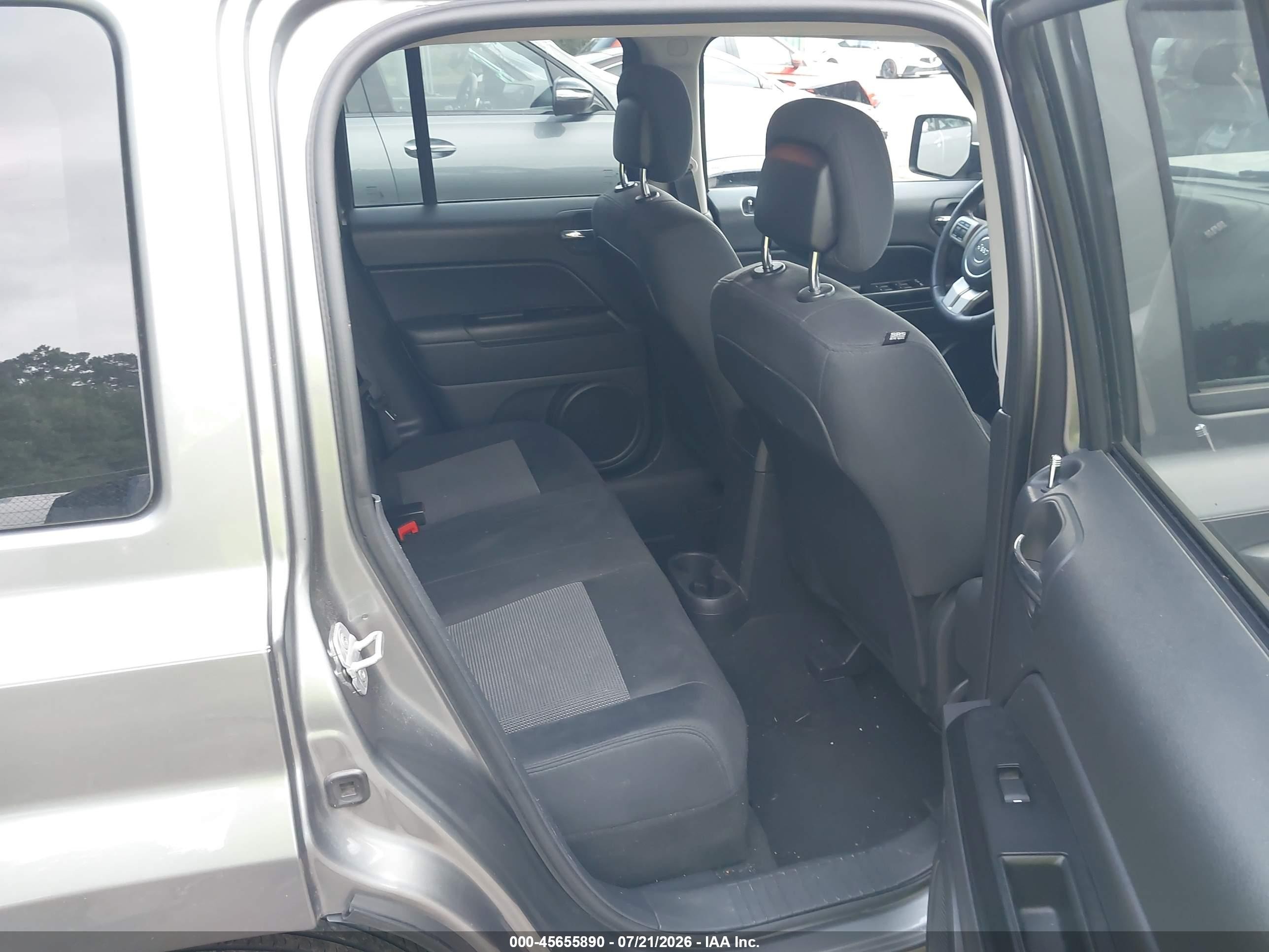 2012 Jeep Patriot Latitude Gray vin: 1C4NJRFB5CD614782