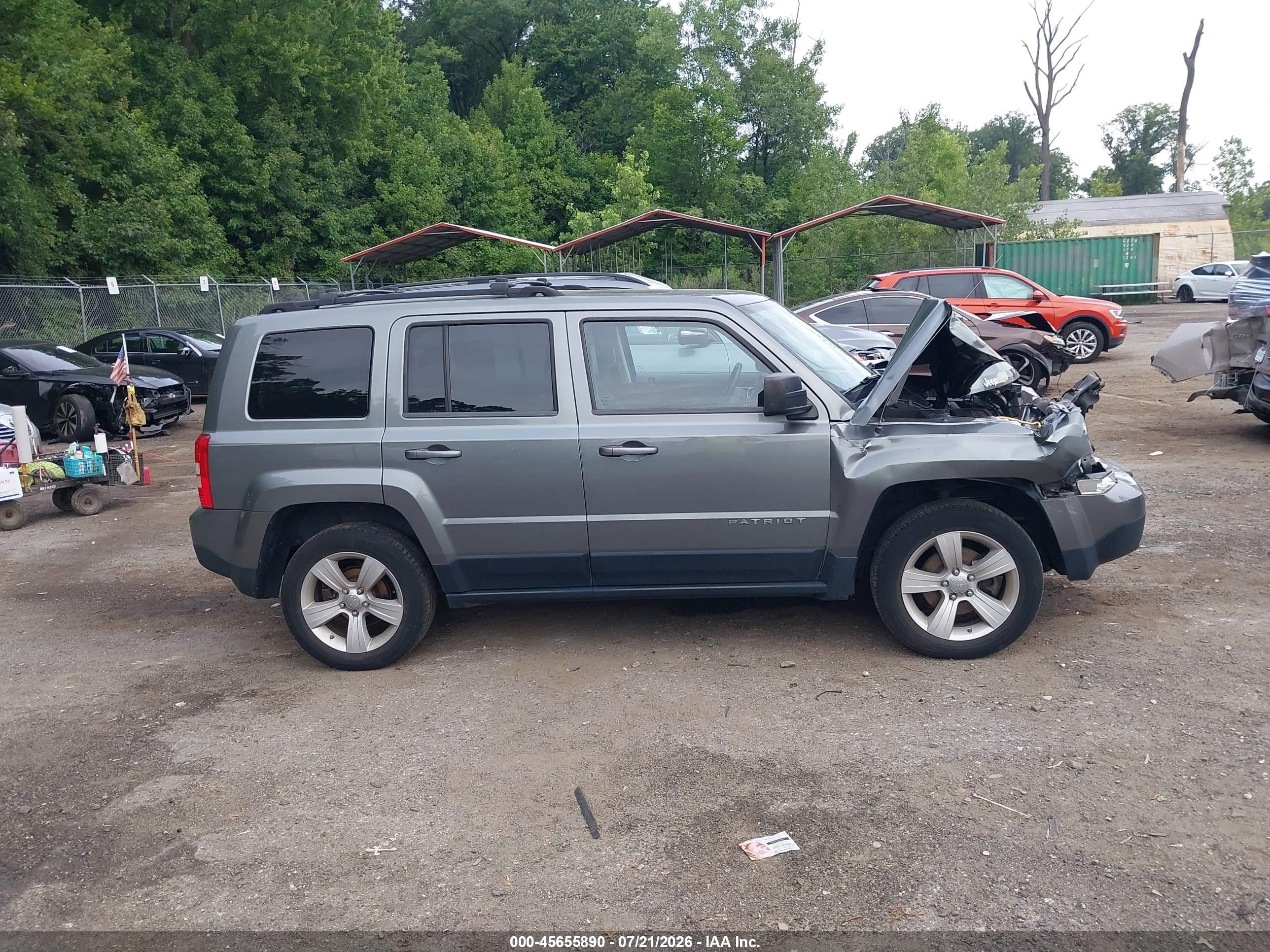 2012 Jeep Patriot Latitude Gray vin: 1C4NJRFB5CD614782