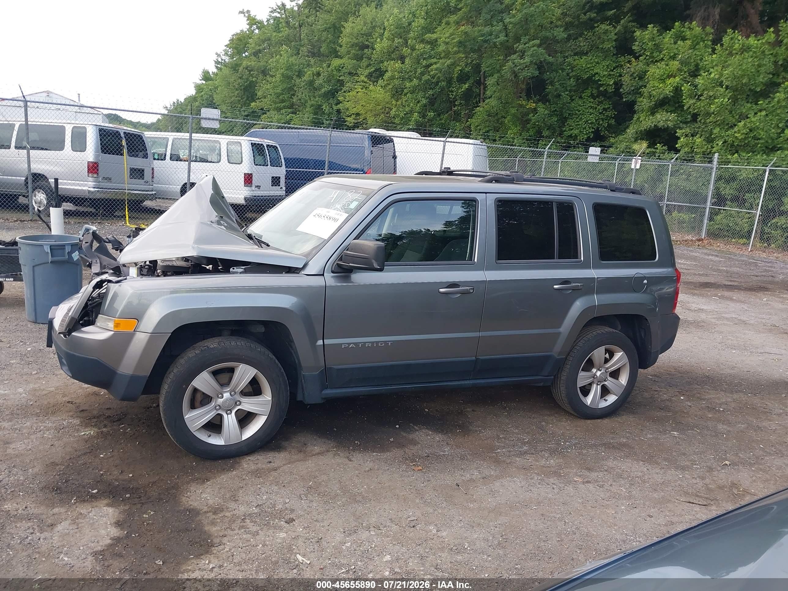 2012 Jeep Patriot Latitude Gray vin: 1C4NJRFB5CD614782