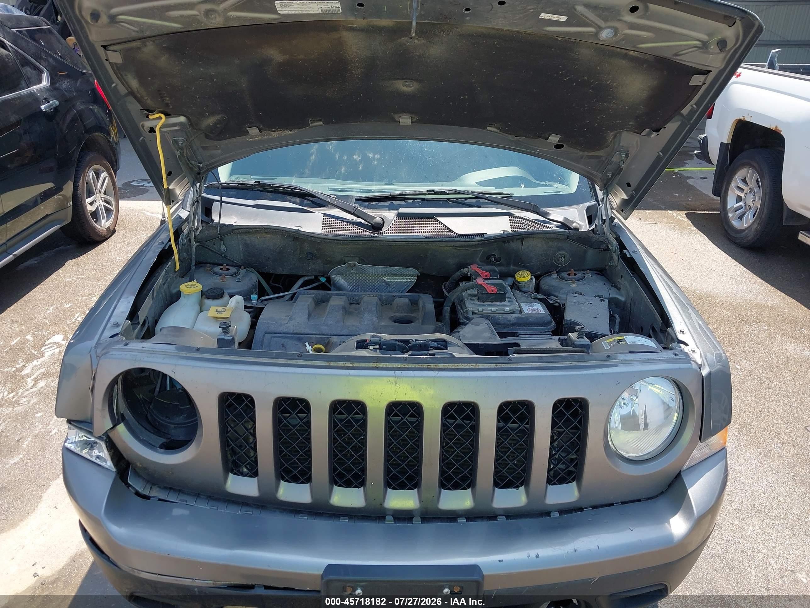 2014 Jeep Patriot Latitude Gray vin: 1C4NJRFB5ED500770